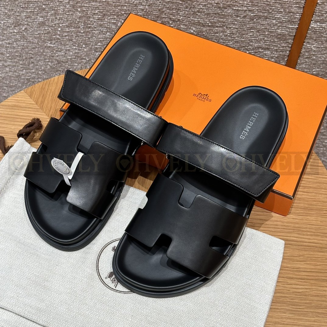 HERMÈS 에르메스 칩레 샌들 박스 카프스킨 & 블랙 로버 솔 (Black) 상품 썸네일