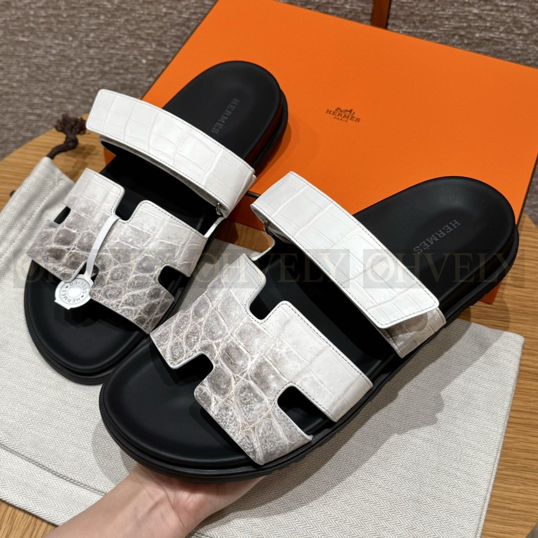 HERMÈS 에르메스 치프레 샌들 매트 엘리게이터 & 블랙 로버 솔 (Himalaya) 상품 썸네일
