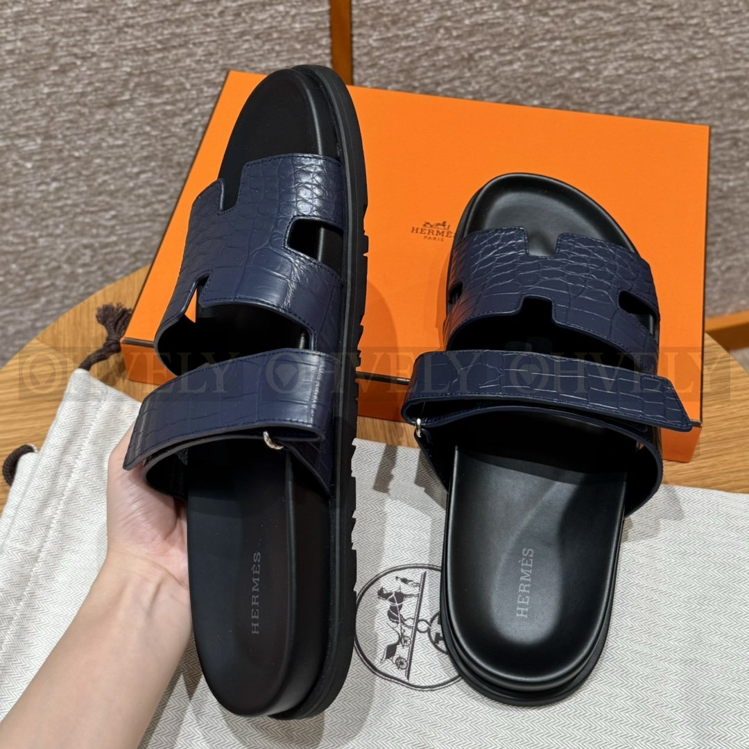 HERMÈS 에르메스 치프레 샌들 매트 엘리게이터 & 블랙 로버 솔 (Blue saphir) 상품 썸네일