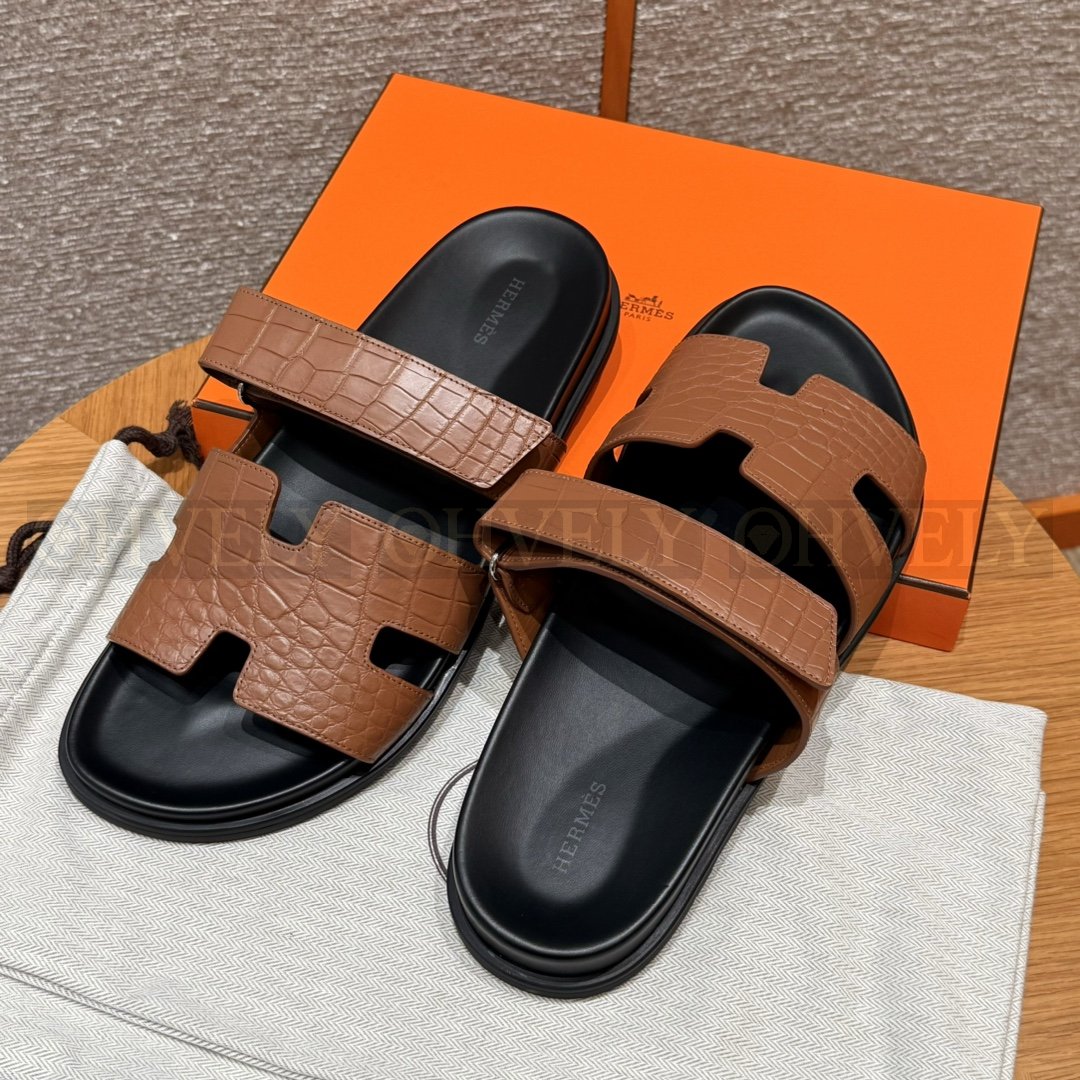 HERMÈS 에르메스 치프레 샌들 매트 엘리게이터 & 블랙 로버 솔 (Gold) 상품 썸네일