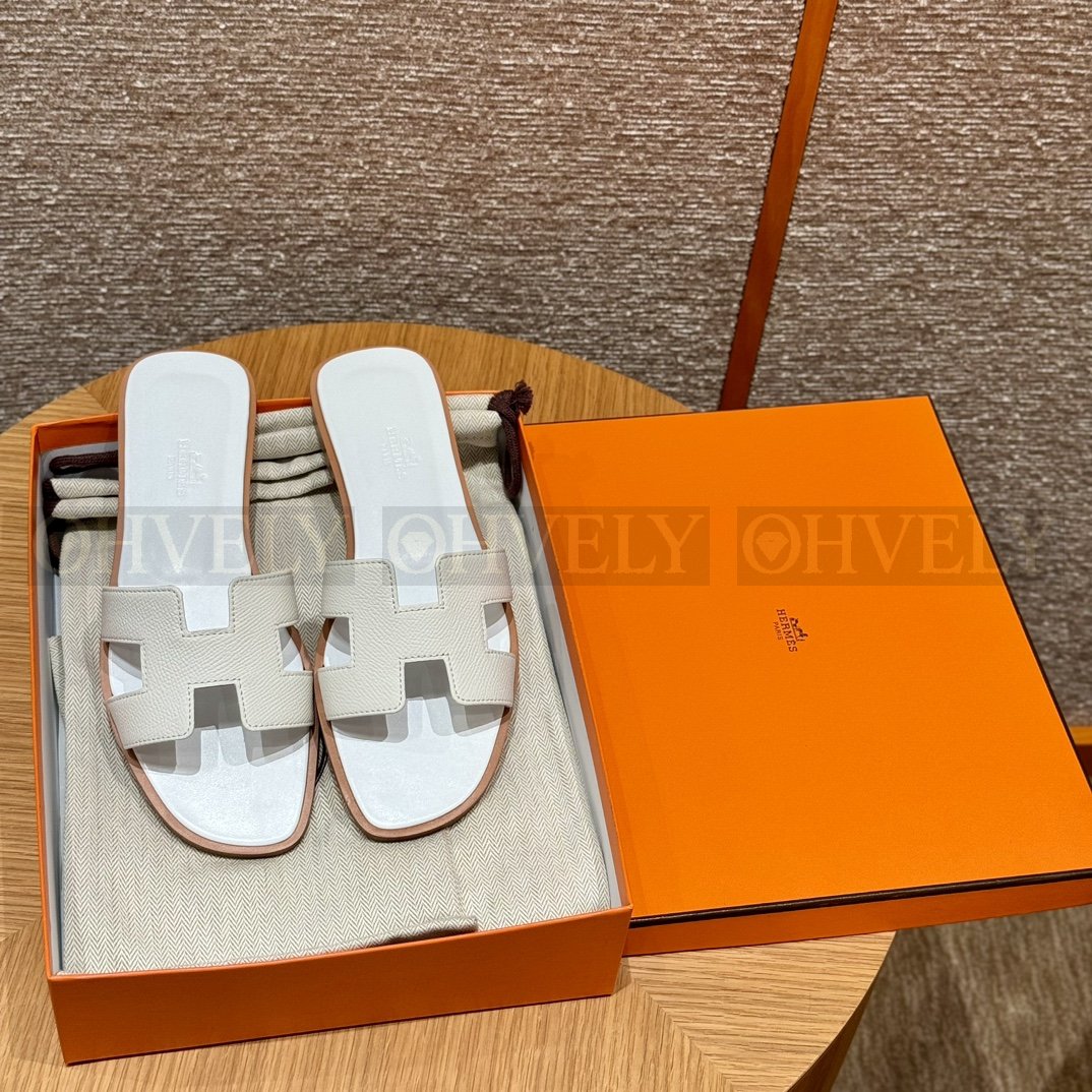 HERMÈS 에르메스 오란 샌들 엡송 카프스킨 (01/Blanc) 상품 썸네일