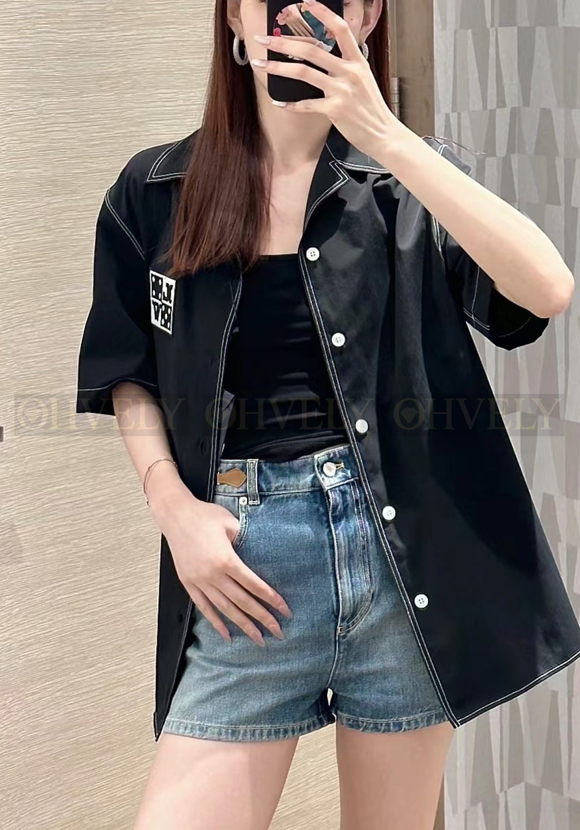 【 ZP버전 】루이비통 Louis Vuitton 다이스 로고 자수 패치 반팔 셔츠 상품 썸네일
