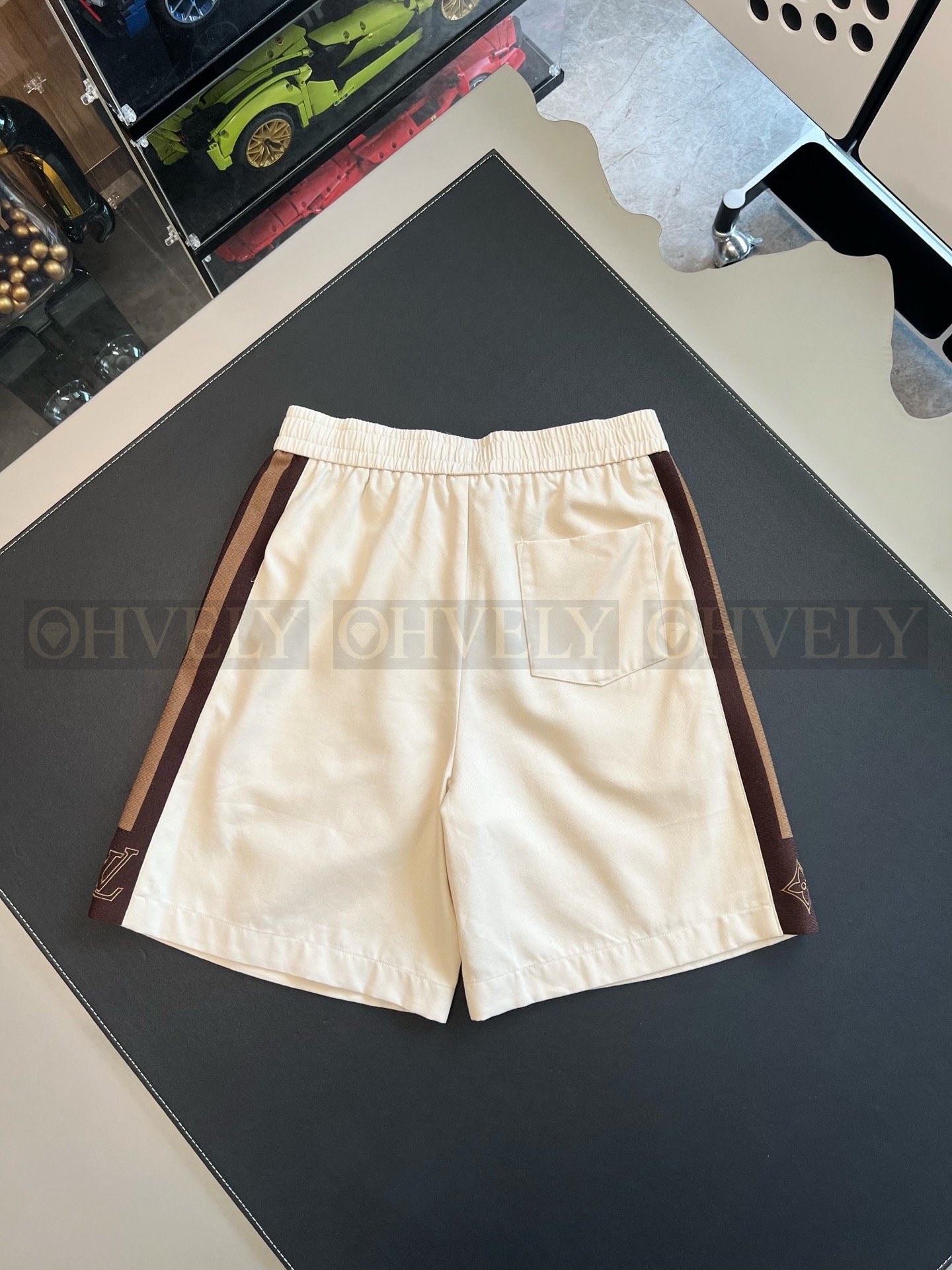 【 ZP버전 】루이비통 Louis Vuitton 바이컬러 모노그램 테이프 폴로  쇼츠 상품 썸네일