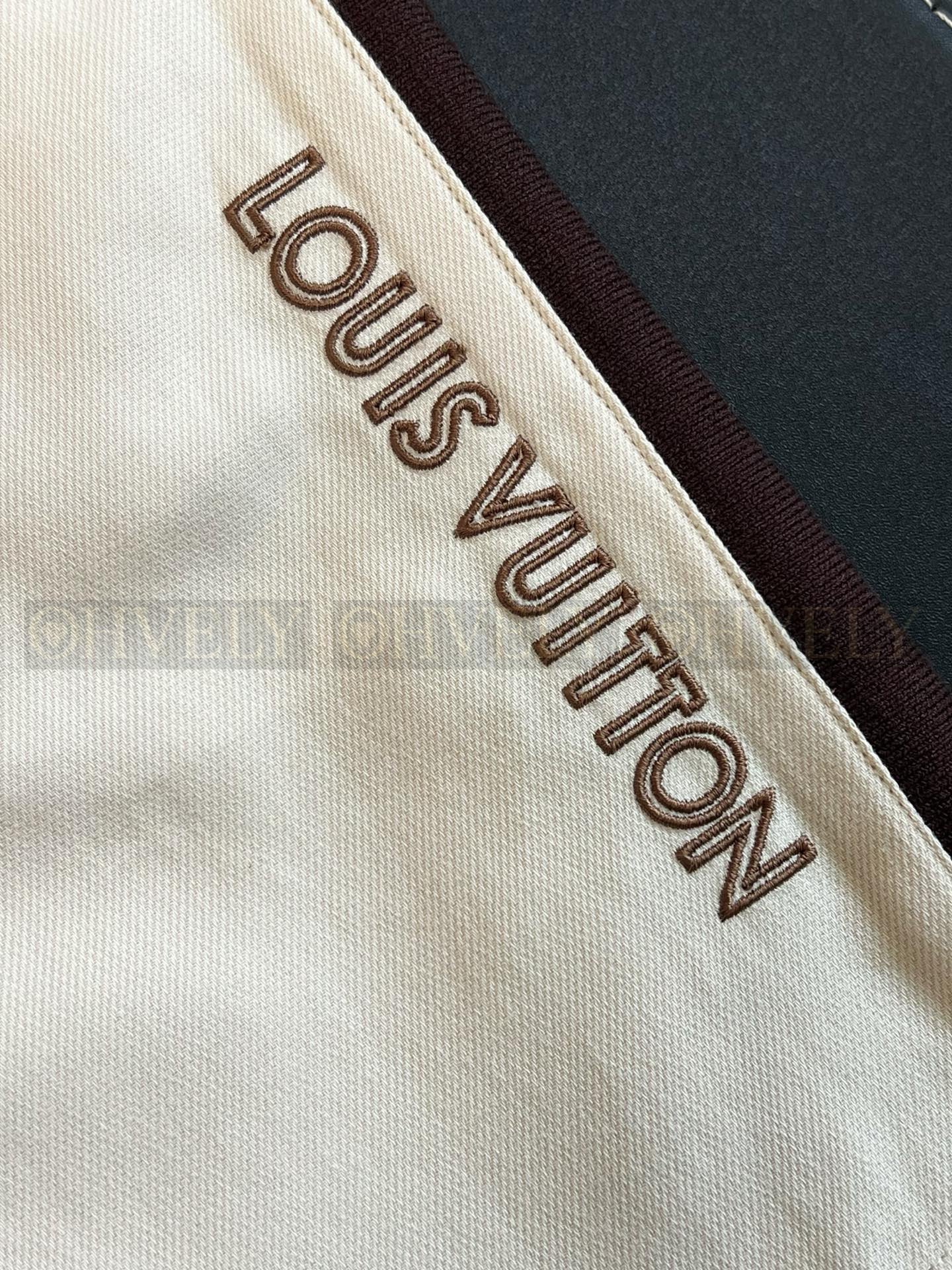 【 ZP버전 】루이비통 Louis Vuitton 바이컬러 모노그램 테이프 폴로  쇼츠 상품 썸네일