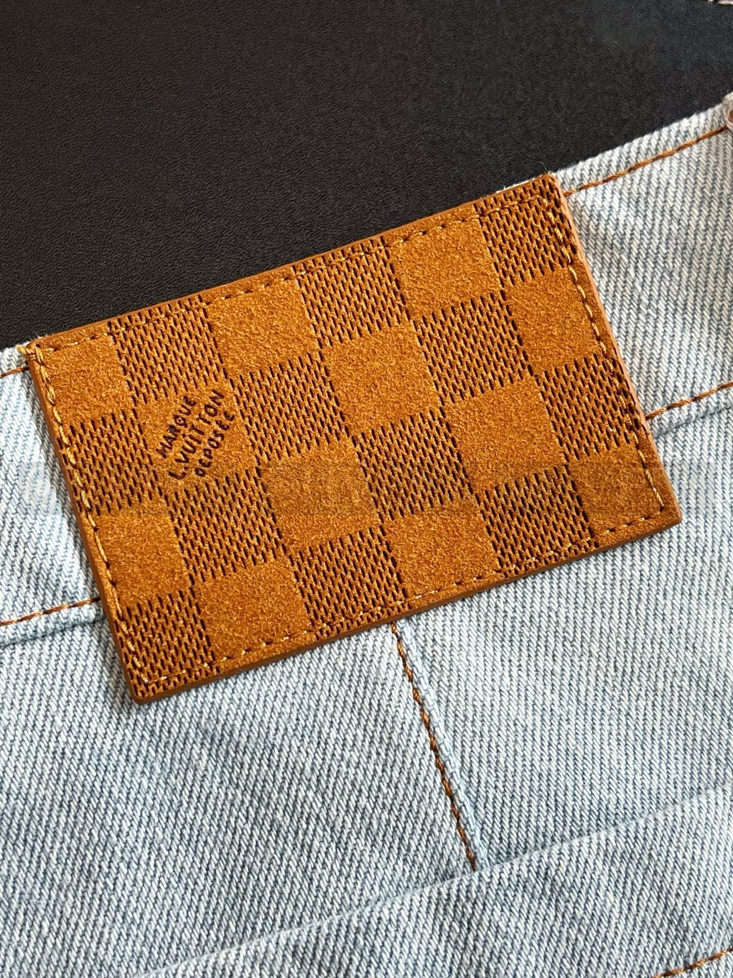 【 ZP버전 】루이비통 Louis Vuitton 모노그램 플라워 시그니처 데님 쇼츠 상품 썸네일