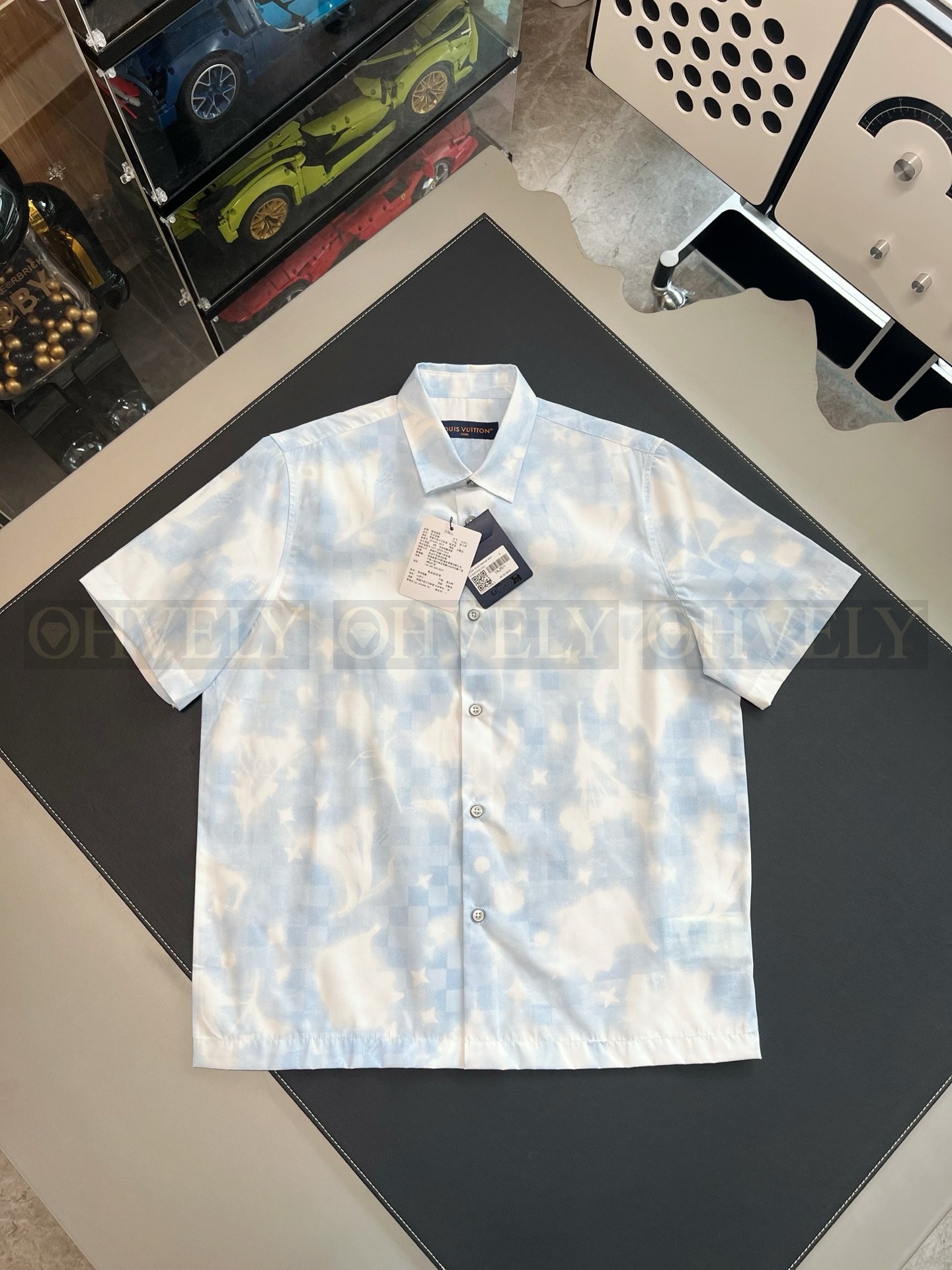 【 ZP버전 】루이비통 Louis Vuitton 모노그램 클라우드 프린트 반팔 셔츠 상품 썸네일