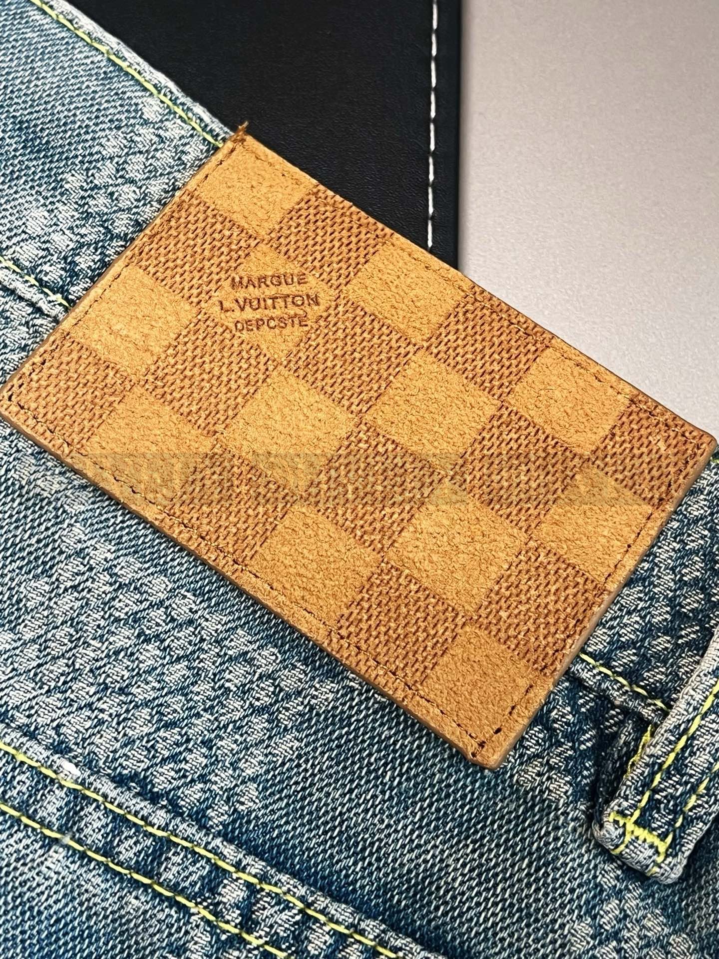 【 ZP버전 】루이비통 Louis Vuitton 다미에 자카드 레귤러 데님 팬츠 상품 썸네일