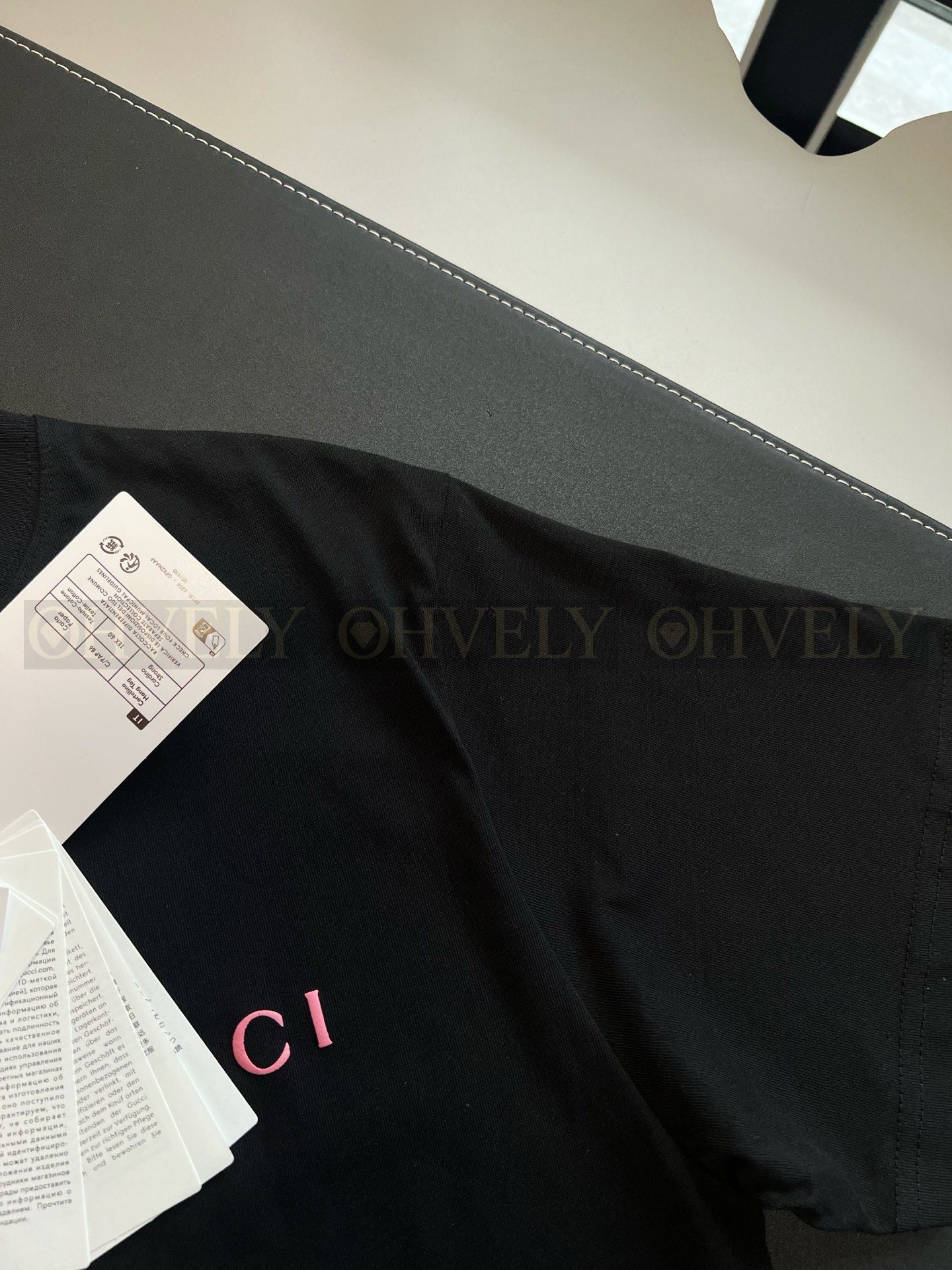 【 ZP버전 】구찌 Gucci 핑크 로고 자수 티셔츠 상품 썸네일