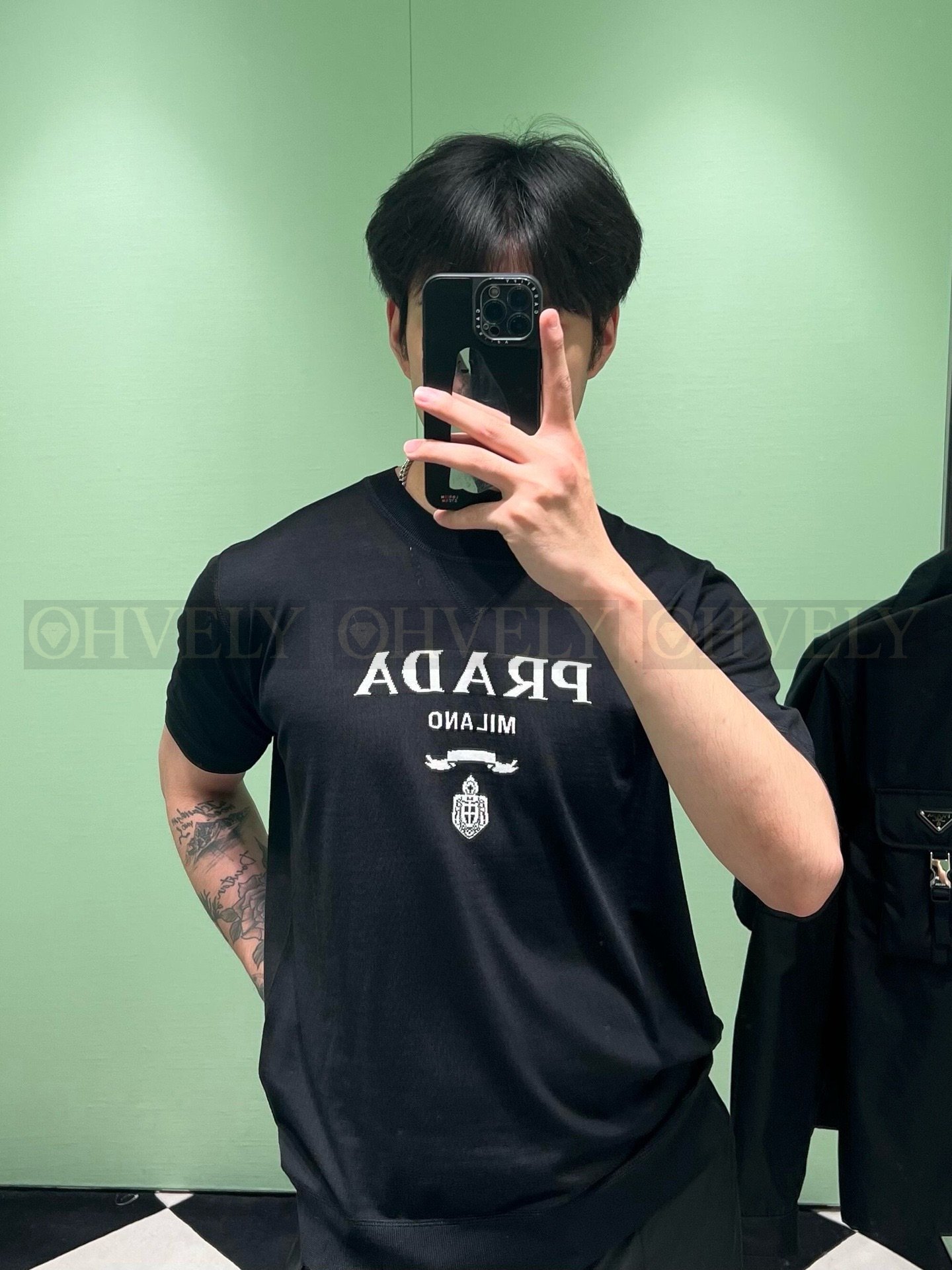 【 ZP버전 】프라다 PRADA 클래식 로고 자카드 반팔 니트