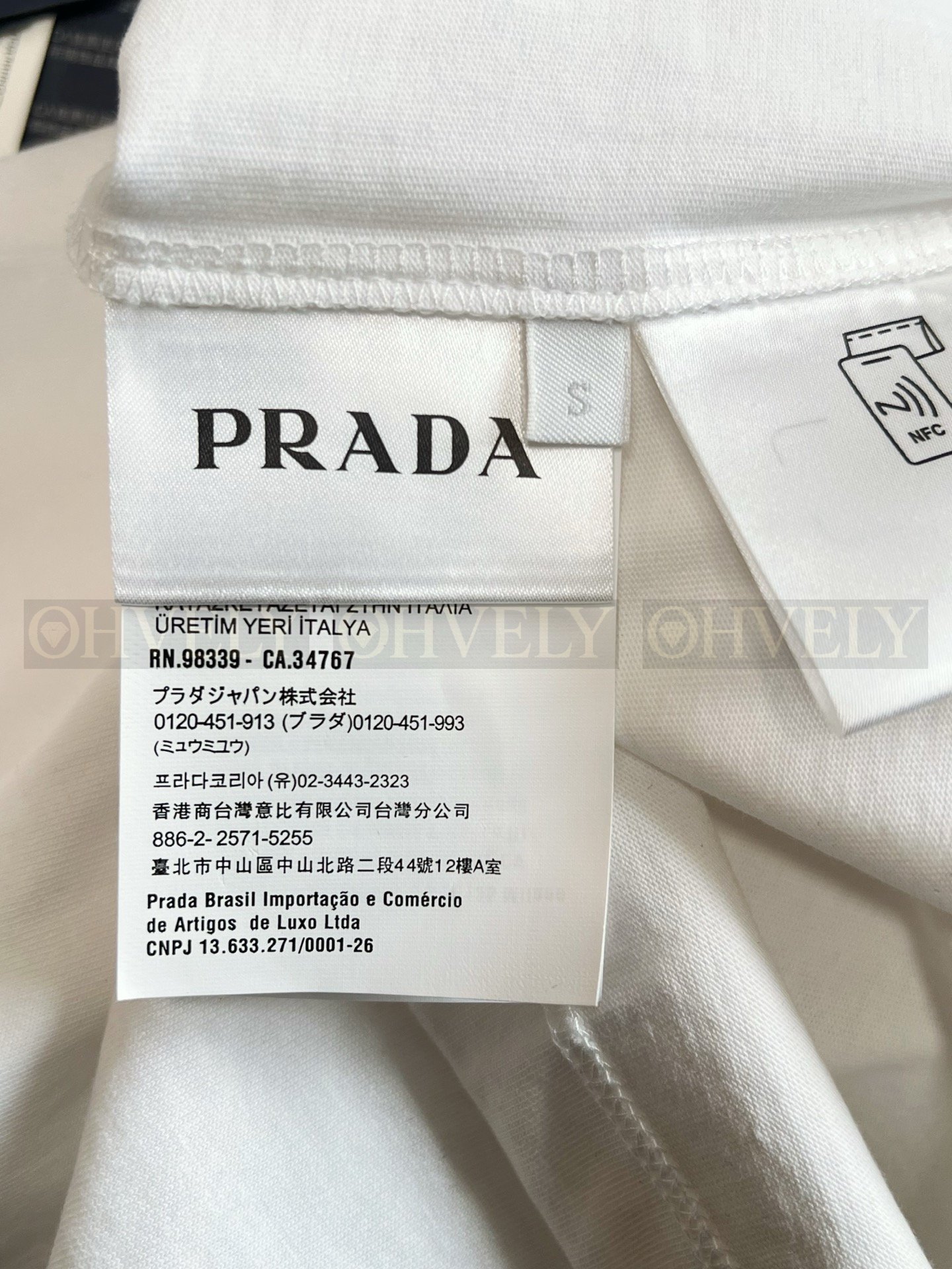 【 ZP버전 】프라다 Prada 로고 포켓 코튼 티셔츠 상품 썸네일