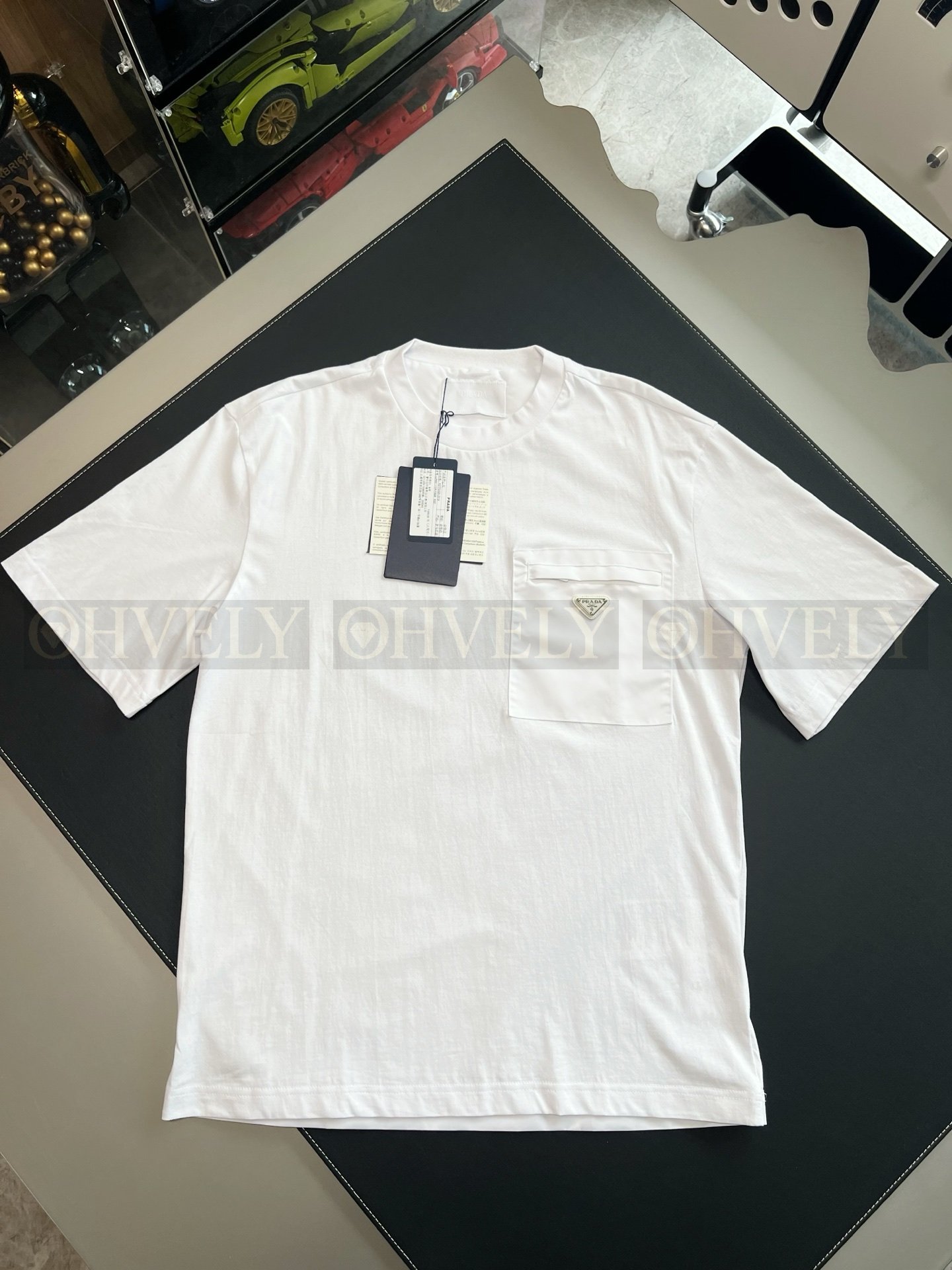 【 ZP버전 】프라다 Prada 리나일론 포켓 코튼 티셔츠 상품 썸네일