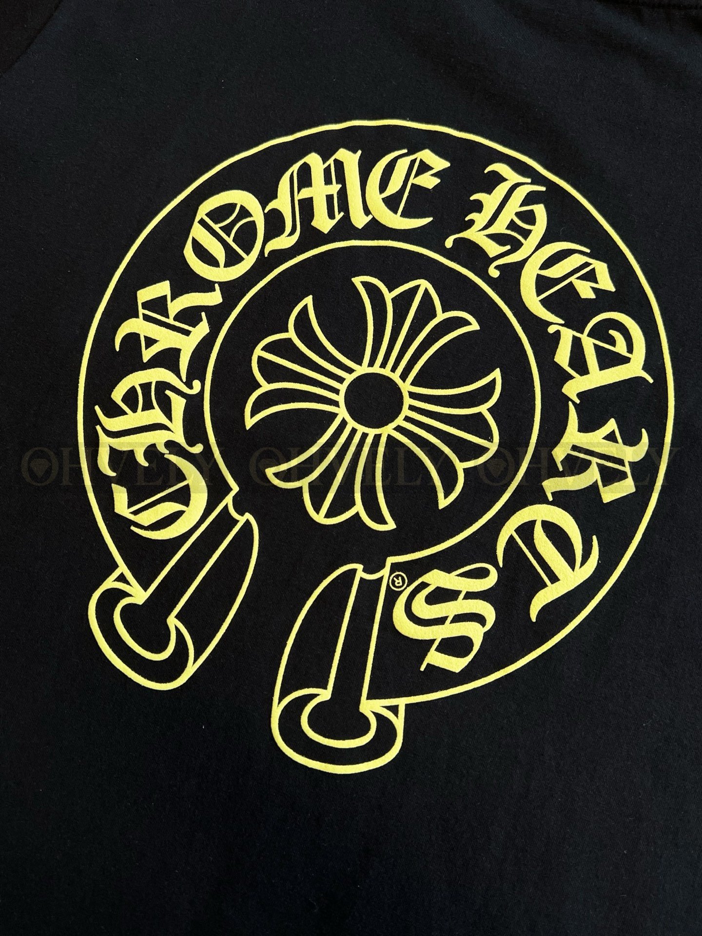 【 ZP버전 】크롬하츠 Chrome Hearts 네온 호스슈 포켓 반팔 티셔츠 상품 썸네일