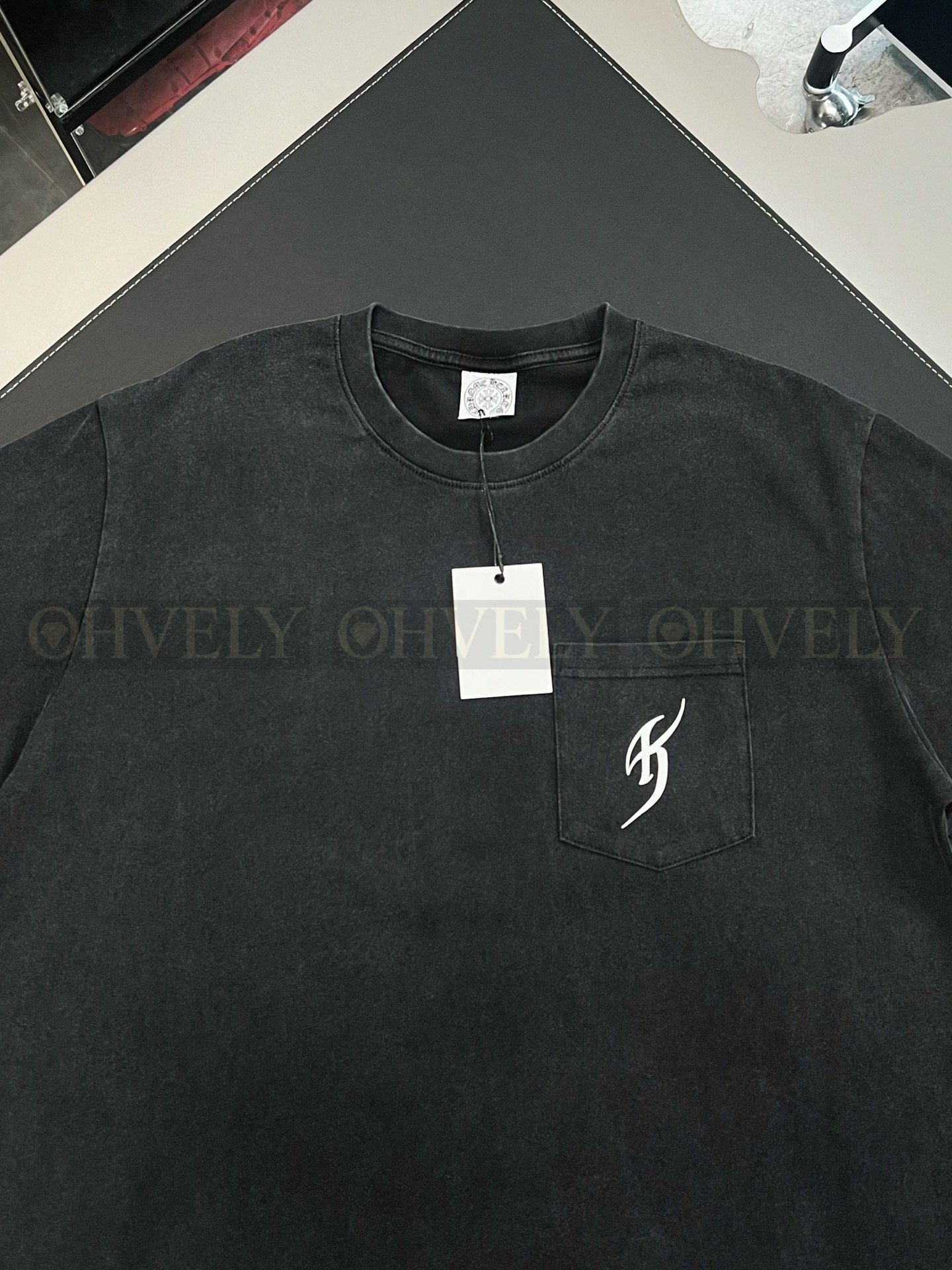 【 ZP버전 】크롬하츠 Chrome Hearts 히무로 쿄스케 콜라보 워싱 포켓 반팔 티셔츠 상품 썸네일