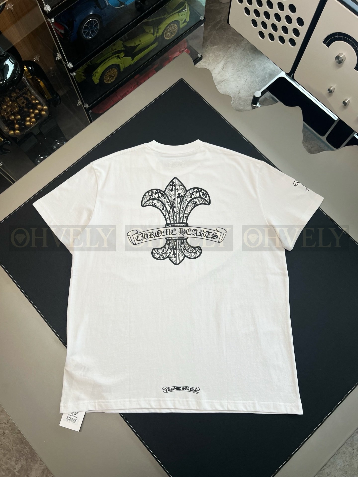【 ZP버전 】크롬하츠 Chrome Hearts BS 플뢰르 포켓 반팔 티셔츠 상품 썸네일