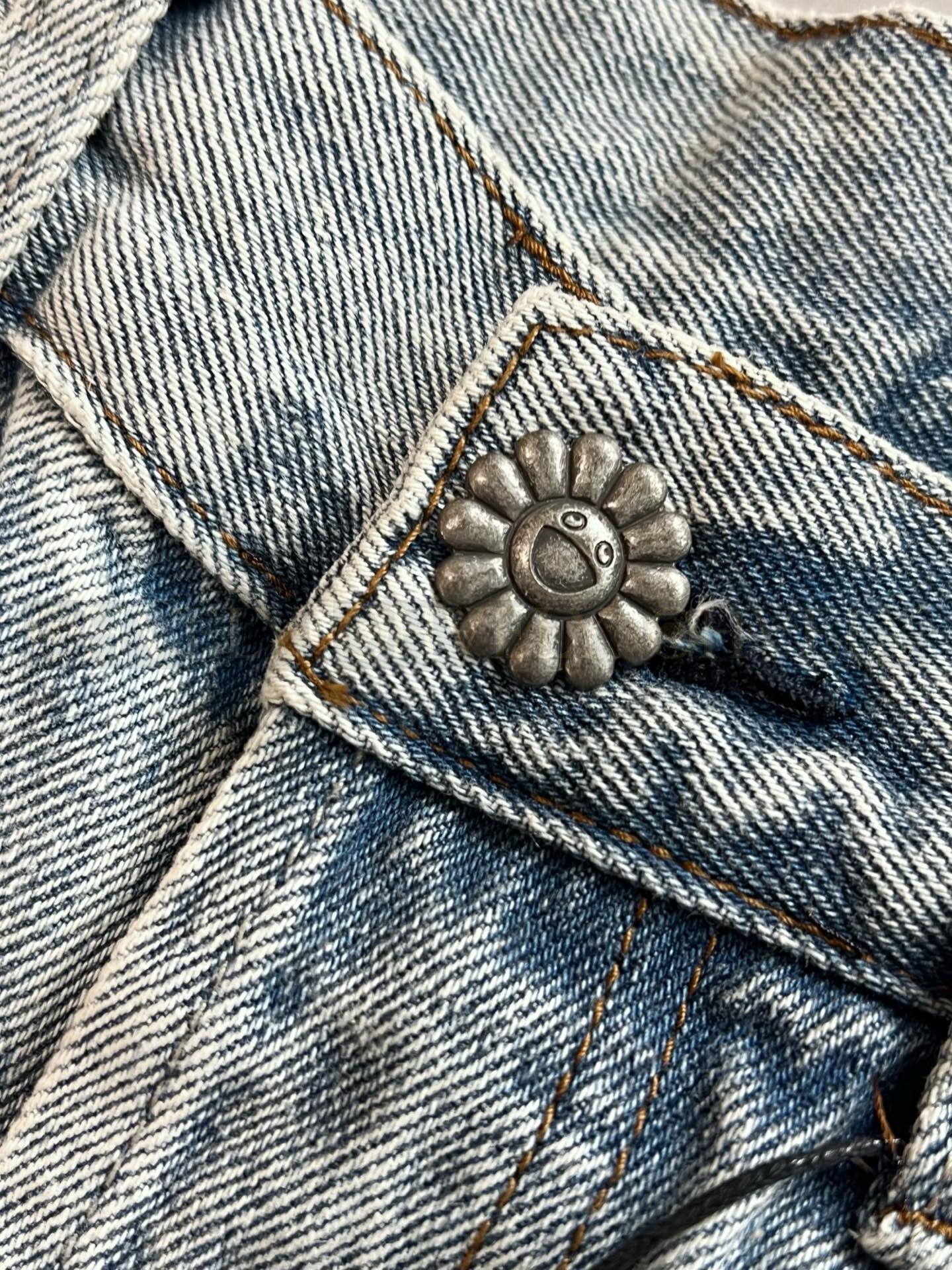 【 ZP버전 】크롬하츠 Chrome Hearts 무라카미 다카시 플라워 자수 빈티지 데님 팬츠 상품 썸네일