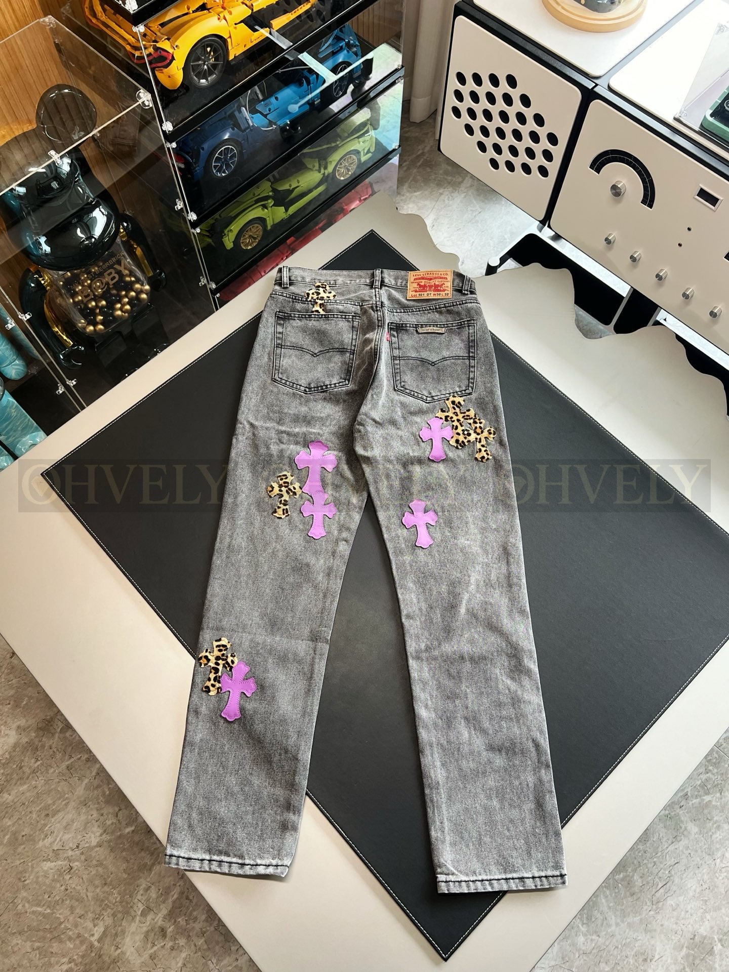 【 ZP버전 】크롬하츠 Chrome Hearts 퍼플 레오파드 크로스 패치 데님 팬츠 상품 썸네일
