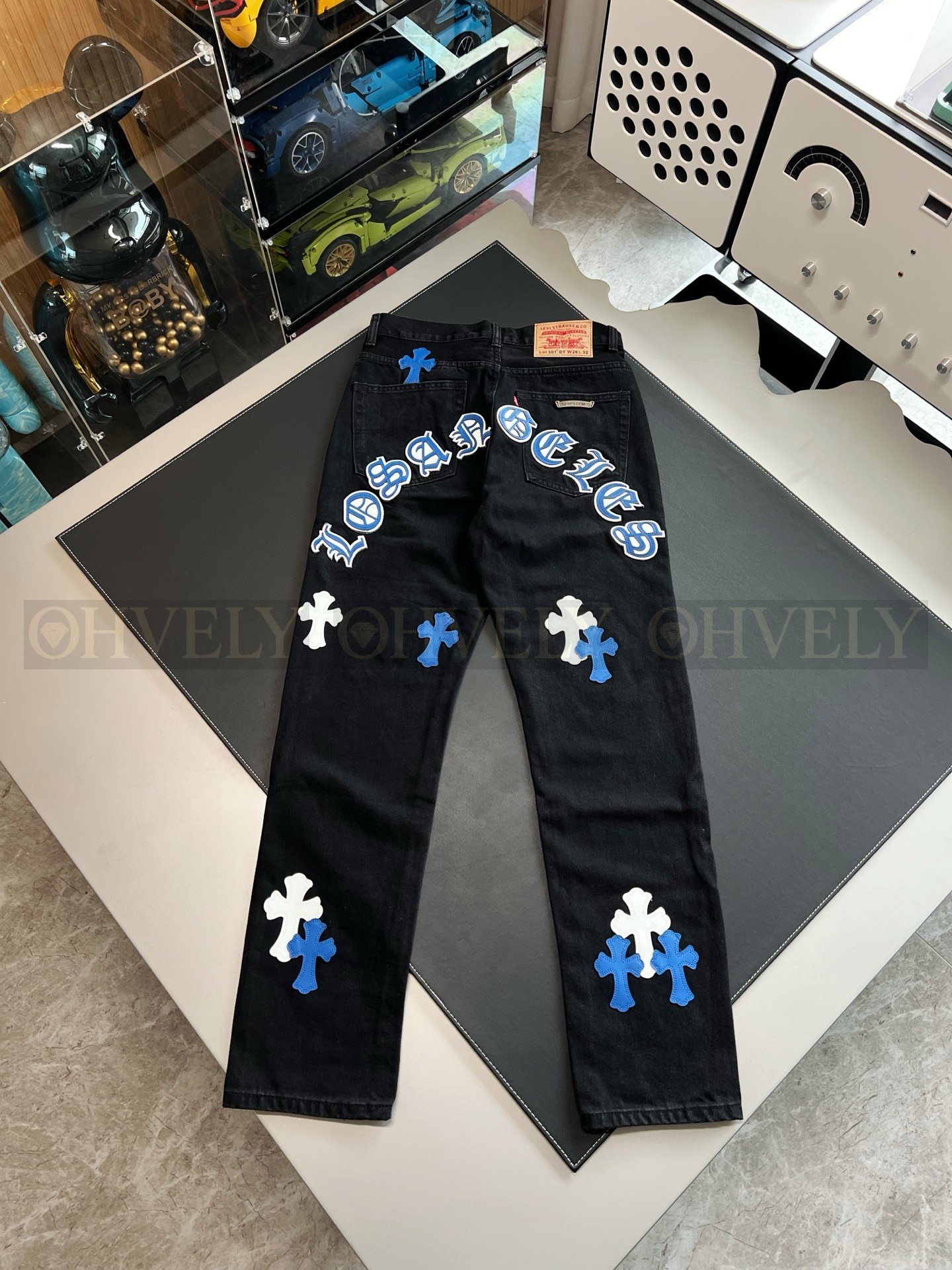 【 ZP버전 】크롬하츠 Chrome Hearts 블루 화이트 크로스 패치 블랙 데님 팬츠 상품 썸네일