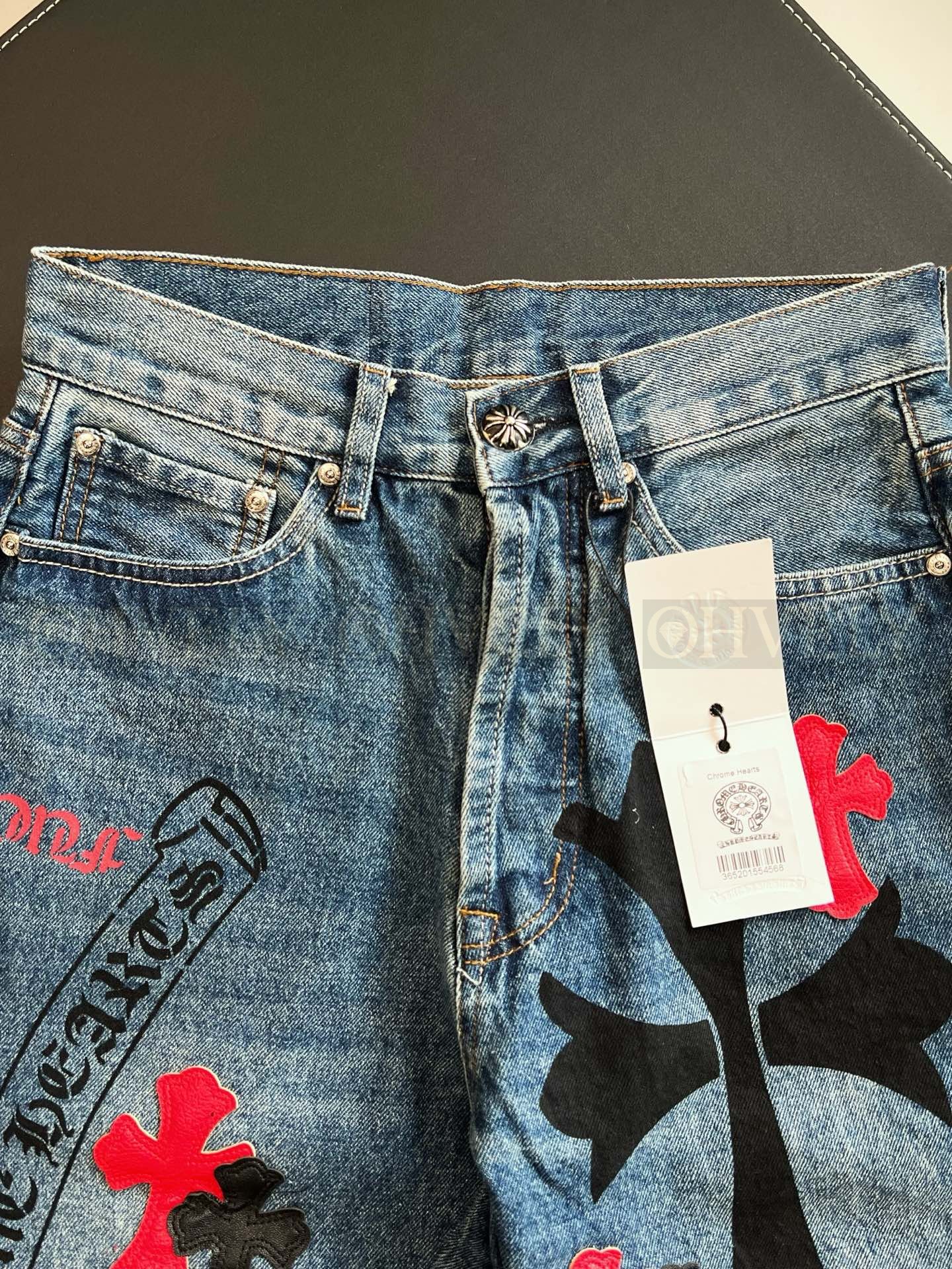 【 ZP버전 】크롬하츠 Chrome Hearts 블랙 레드 멀티 크로스 패치 빈티지 데님 팬츠 상품 썸네일