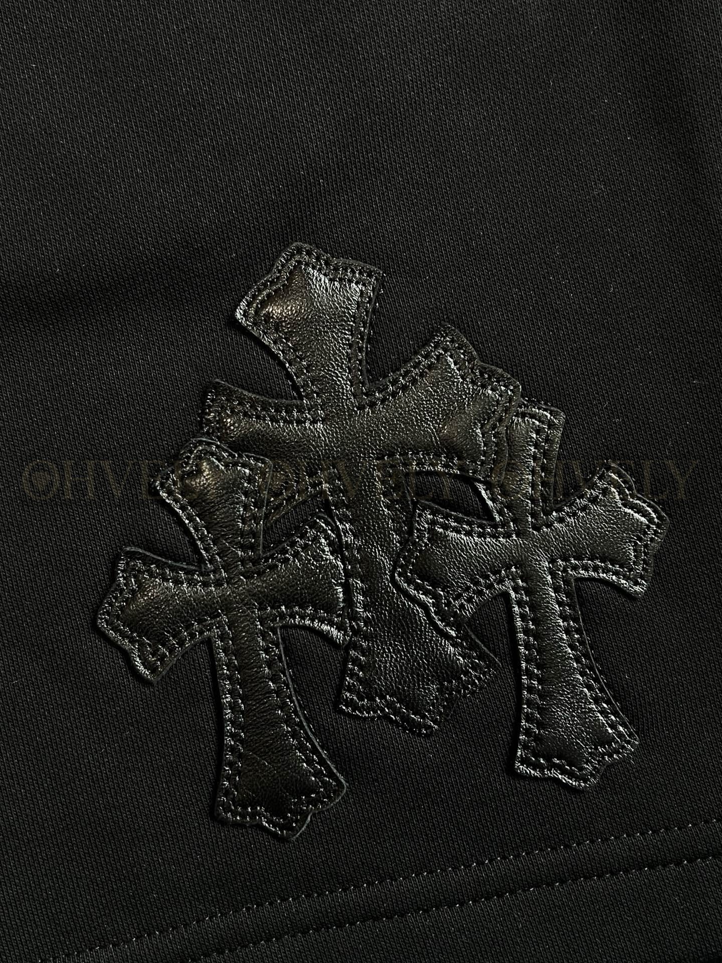 【 ZP버전 】Chrome Hearts 크롬하츠 트리플 크로스 패치 스웨트 쇼츠 상품 썸네일