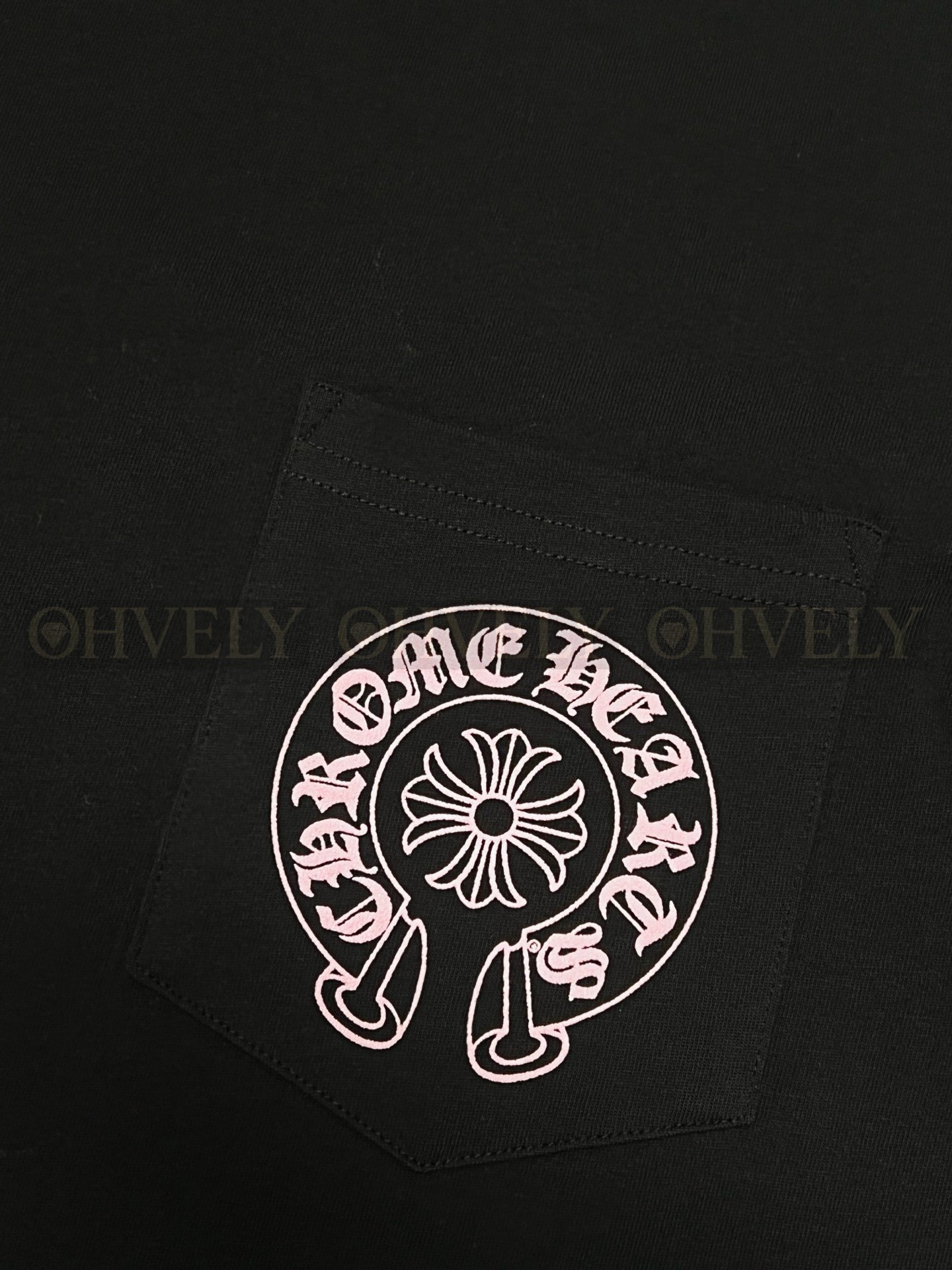 【 ZP버전 】크롬하츠 Chrome Hearts 청두 한정 핑크 홀스슈 로고 티셔츠 블랙 상품 썸네일