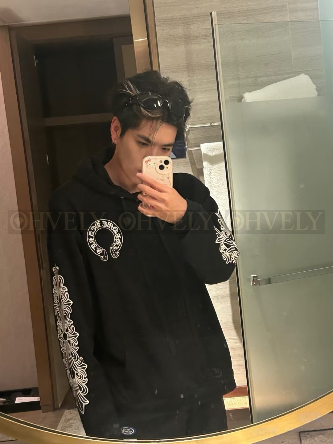 【 ZP버전 】크롬하츠 Chrome Hearts 호스슈 플로럴 크로스 후드 티셔츠 상품 썸네일