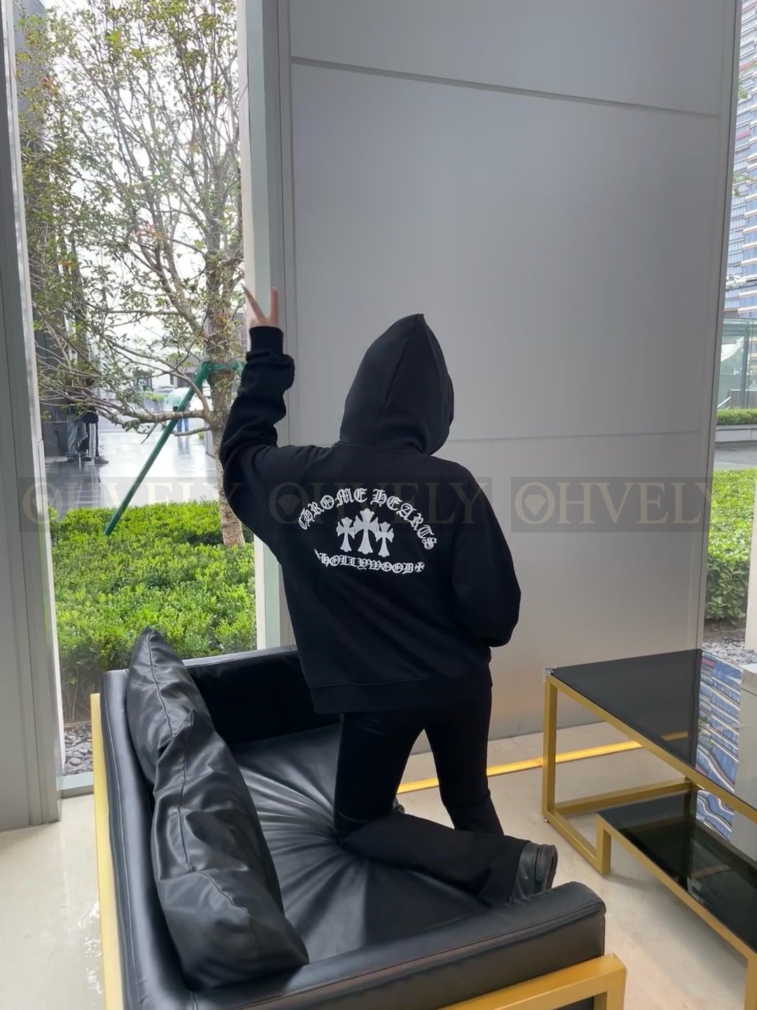 【 ZP버전 】크롬하츠 Chrome Hearts 범어 십자가 로고 지퍼 후드 집업 블랙 상품 썸네일