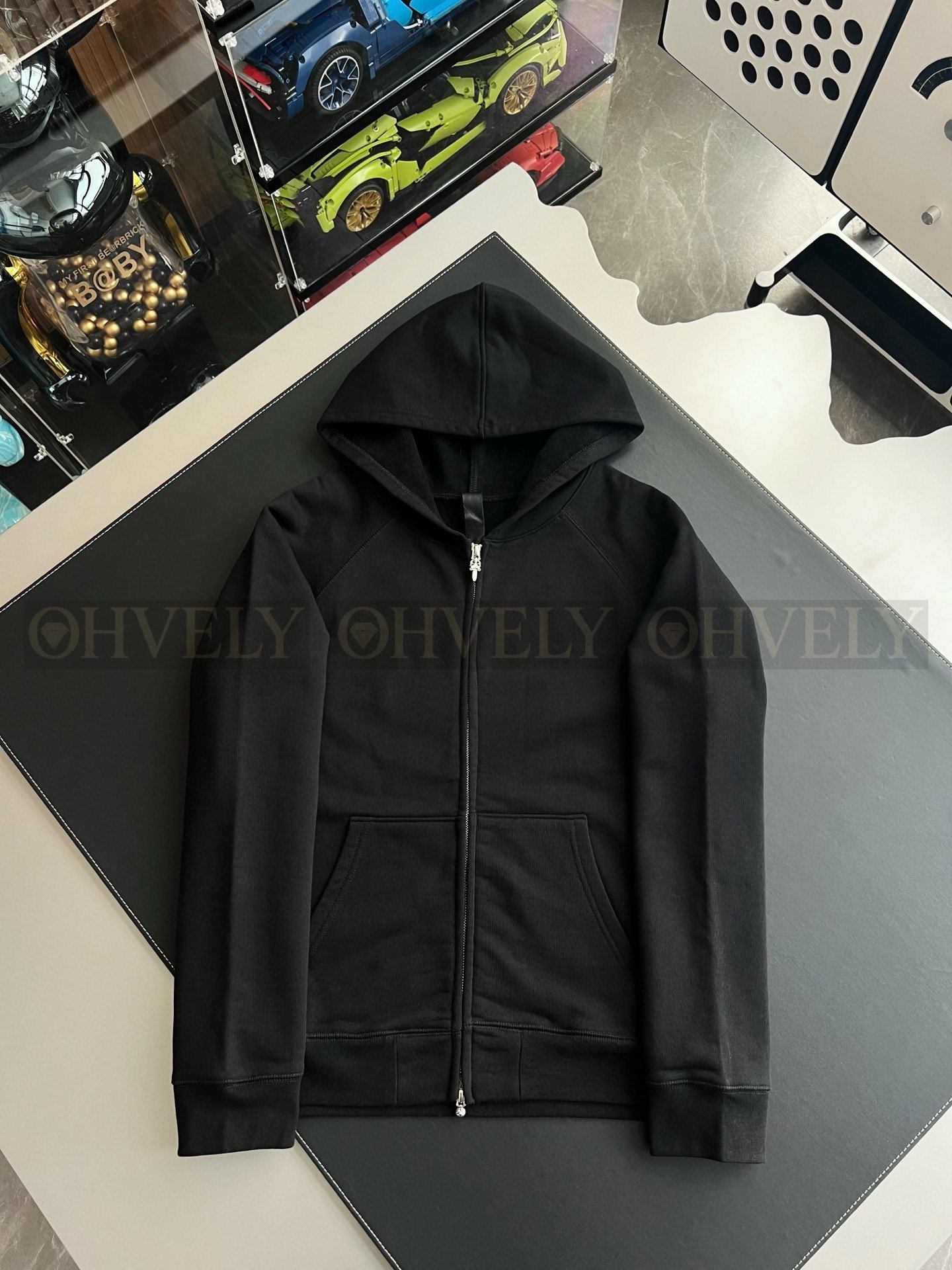 【 ZP버전 】크롬하츠 Chrome Hearts 범어 십자가 로고 지퍼 후드 집업 블랙 상품 썸네일