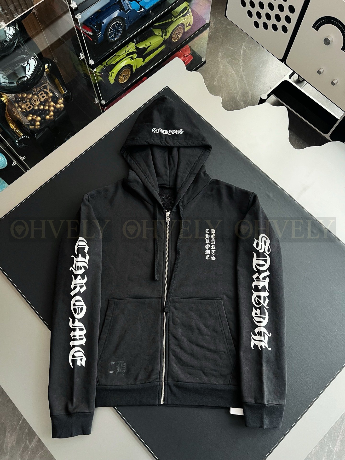 【 ZP버전 】크롬하츠 Chrome Hearts 클래식 암 스크립트 로고 지퍼 후드 집업 상품 썸네일