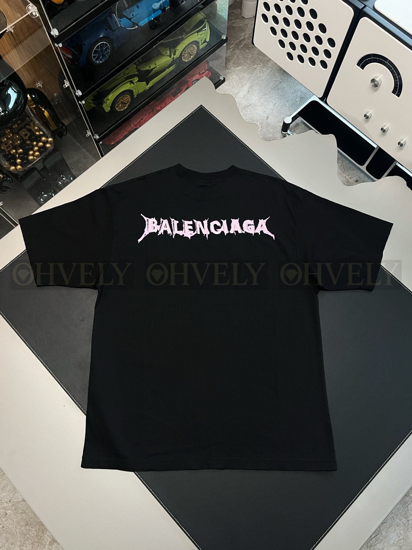 【 ZP버전 】발렌시아가 Balenciaga 핑크 로고 자수 티셔츠 블랙 상품 썸네일