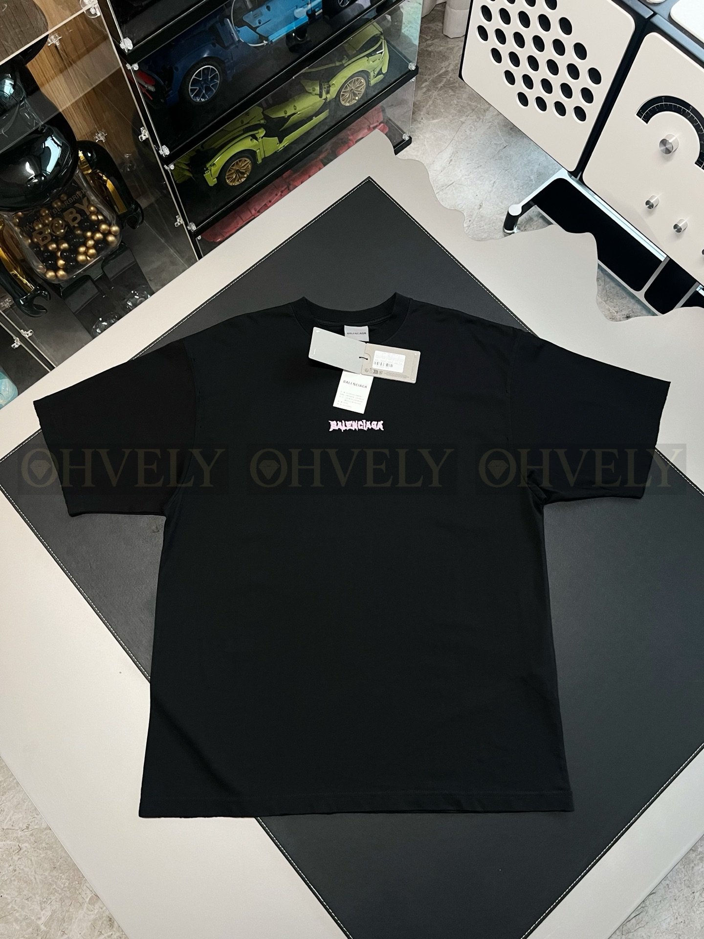【 ZP버전 】발렌시아가 Balenciaga 핑크 로고 자수 티셔츠 블랙 상품 썸네일
