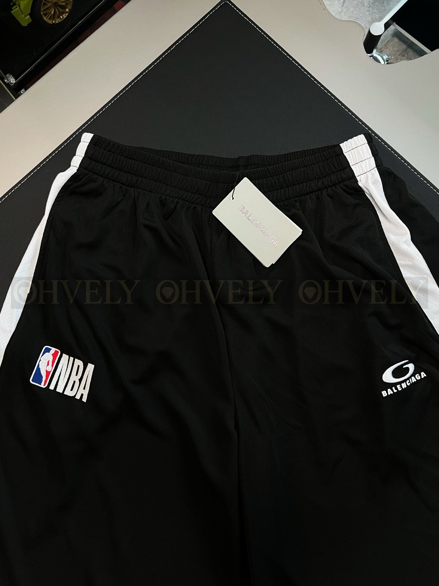 【 ZP버전 】발렌시아가 Balenciaga NBA 콜라보레이션 메쉬 반바지 상품 썸네일