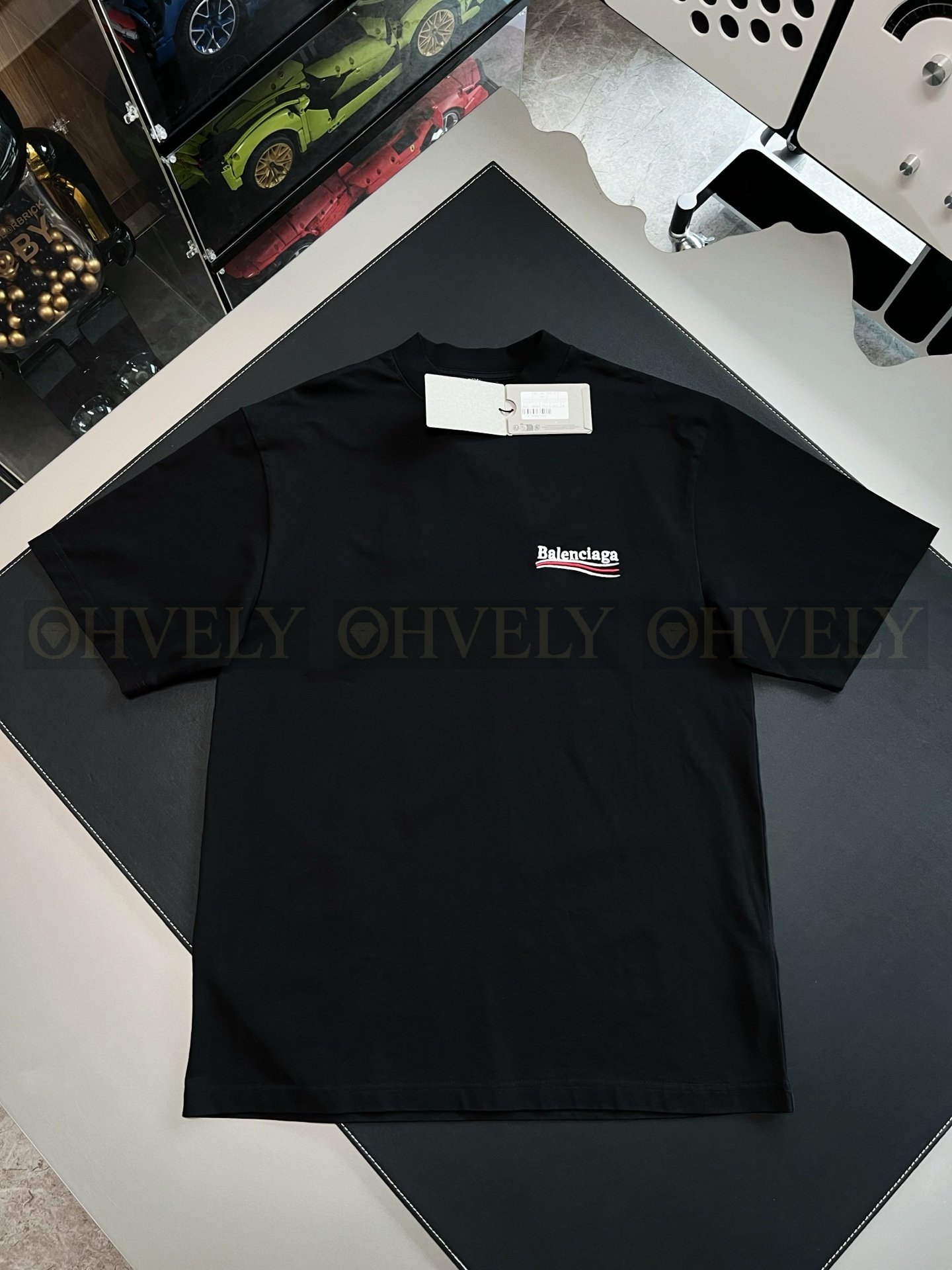 【 ZP버전 】발렌시아가 Balenciaga 캠페인 로고 자수 반팔 티셔츠 블랙 상품 썸네일