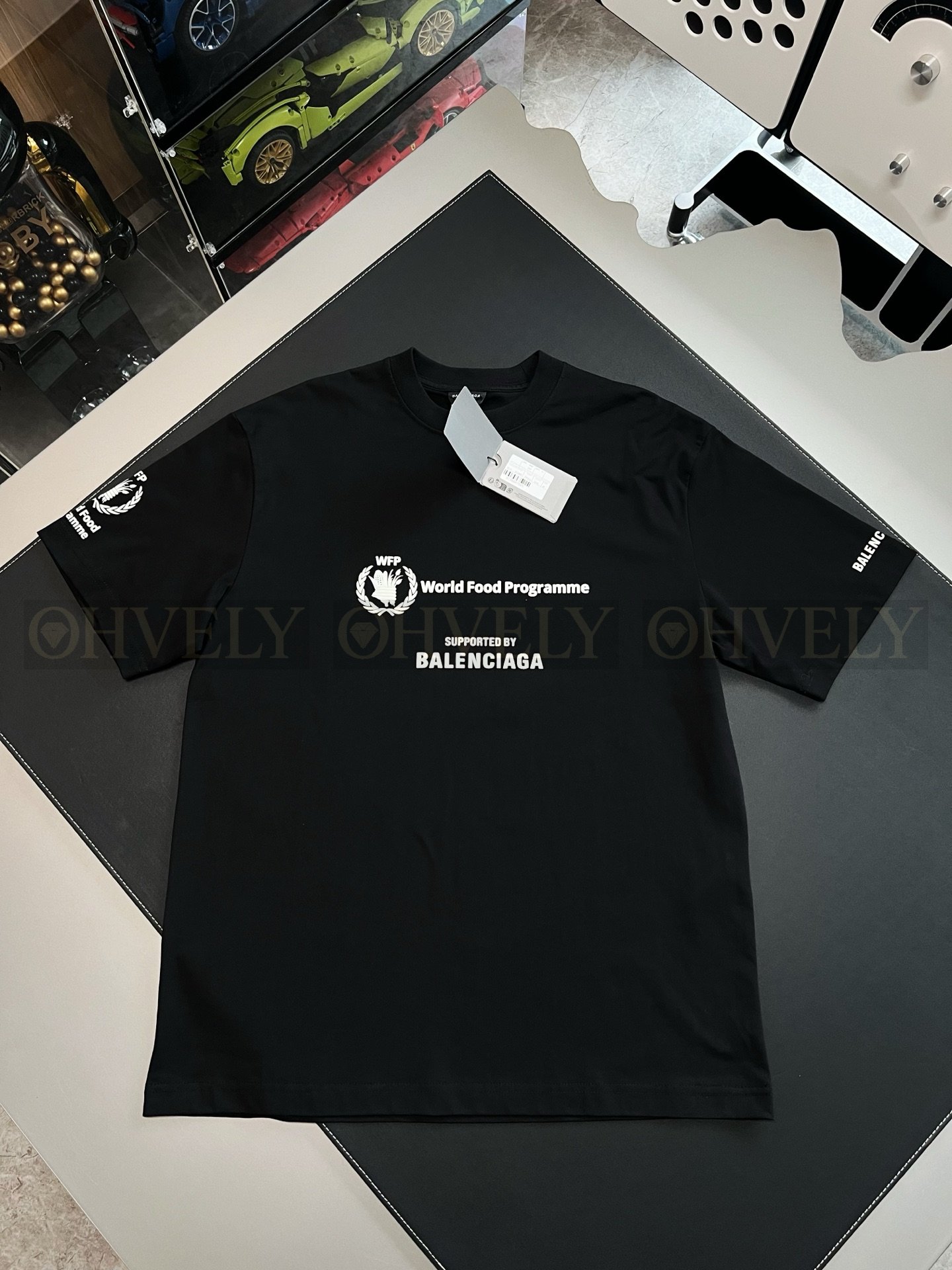 【 ZP버전 】발렌시아가 Balenciaga WFP(세계식량계획) 로고 프린트 반팔 티셔츠 상품 썸네일