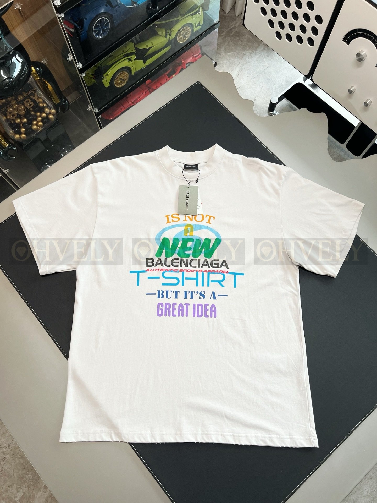 【 ZP버전 】발렌시아가 Balenciaga "This Is Not A New T-Shirt" 그래픽 프린트 티셔츠 상품 썸네일