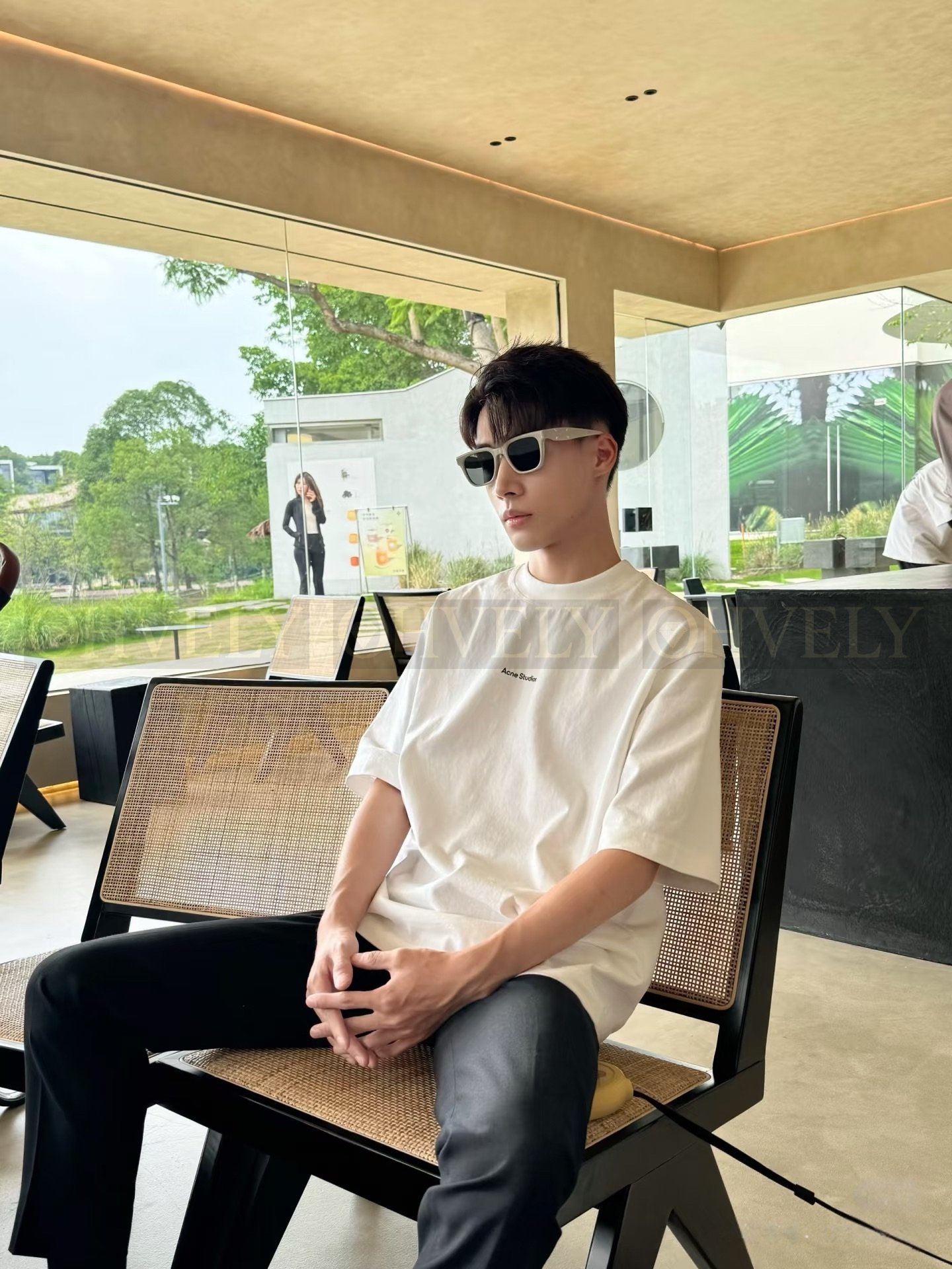 【 ZP버전 】아크네 스튜디오 Acne Studios 로고 자수 티셔츠 상품 썸네일