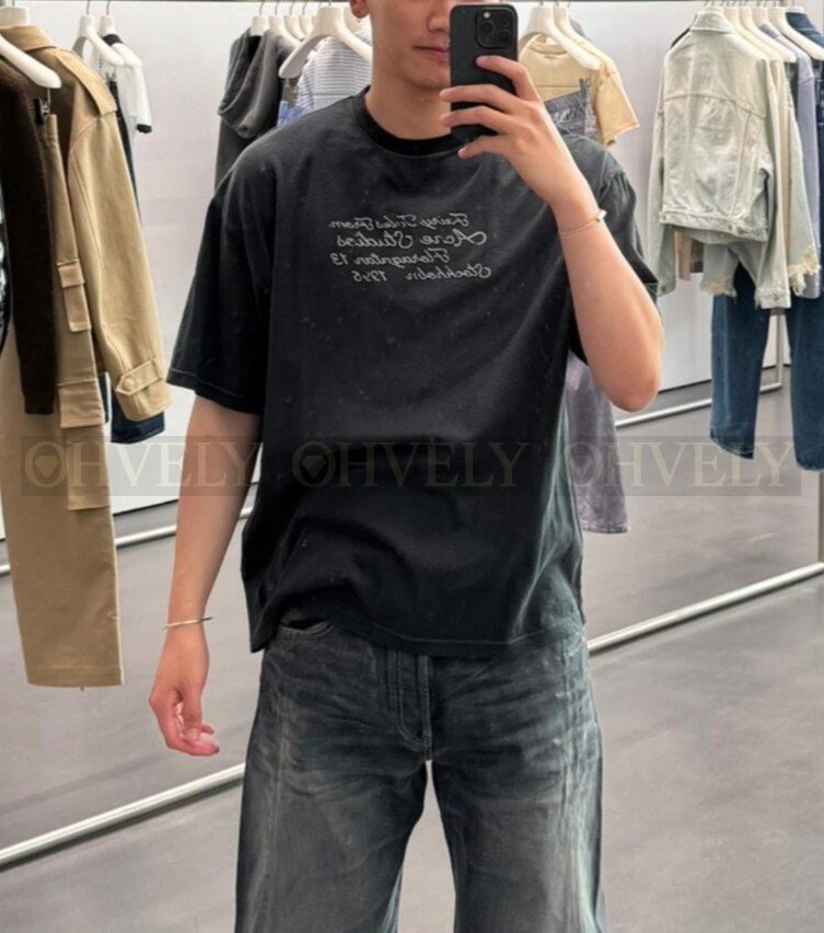 【 ZP버전 】아크네 스튜디오 Acne Studios 플로라간탄 13 스톡홀름 로고 자수 티셔츠 상품 썸네일