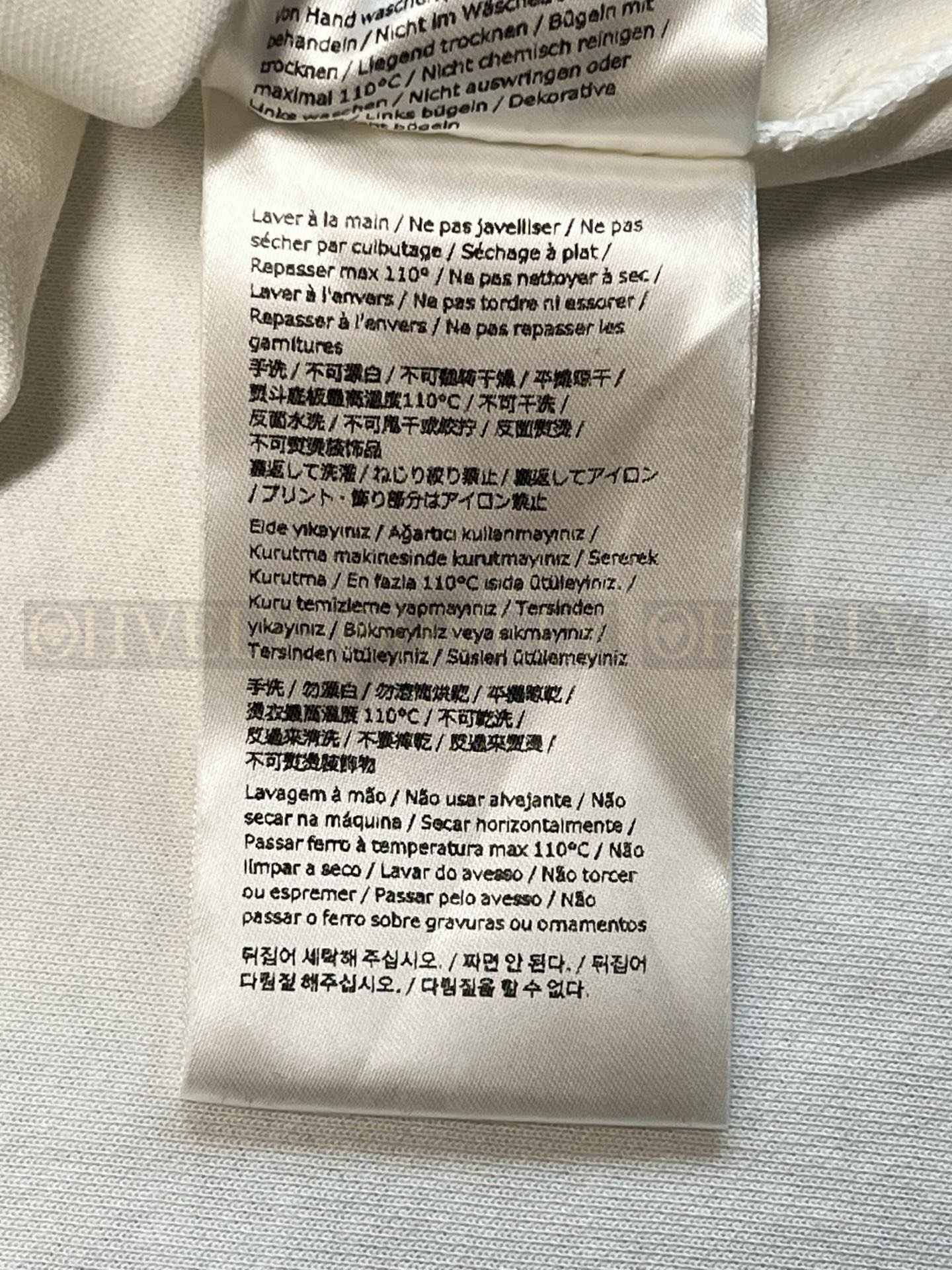 【 ZP버전 】펜디 Fendi 드로스트링 포켓 디테일 코튼 티셔츠 상품 썸네일