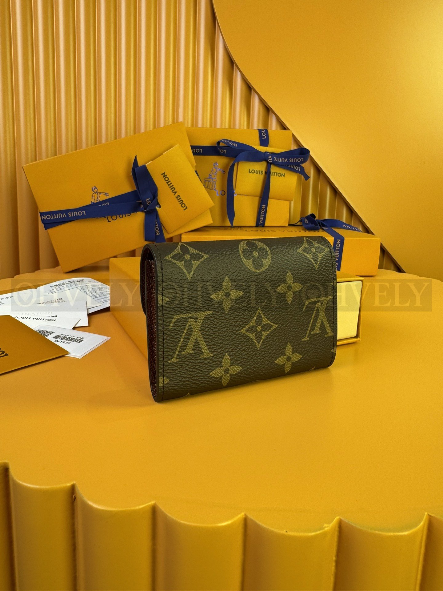 【 ZP 버전 】루이비통 Louis Vuitton 로잘리 코인 퍼스 모노그램 브라운 버튼 상품 썸네일