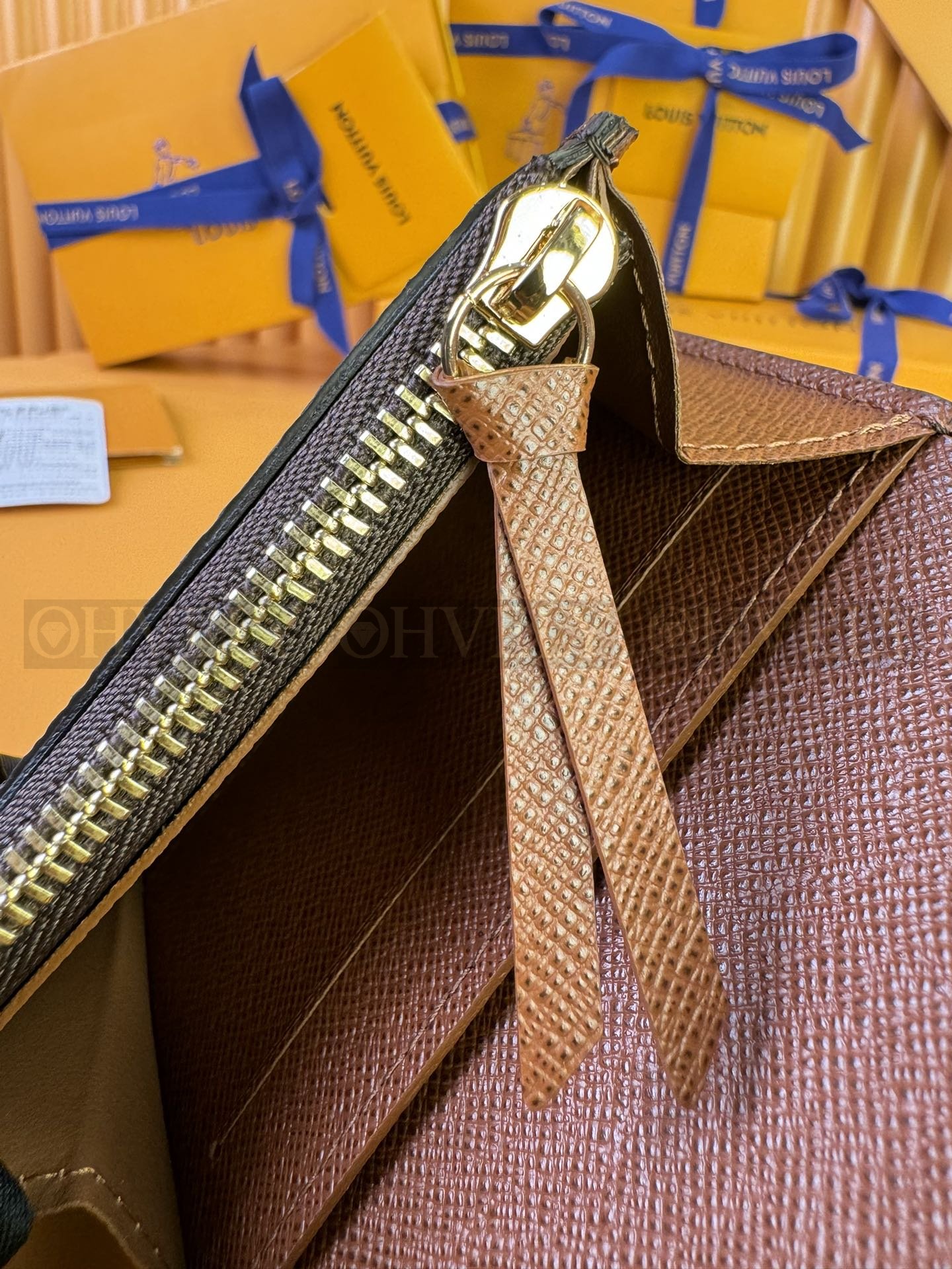 【 ZP 버전 】루이비통 Louis Vuitton 로잘리 코인 퍼스 모노그램 브라운 버튼 상품 썸네일