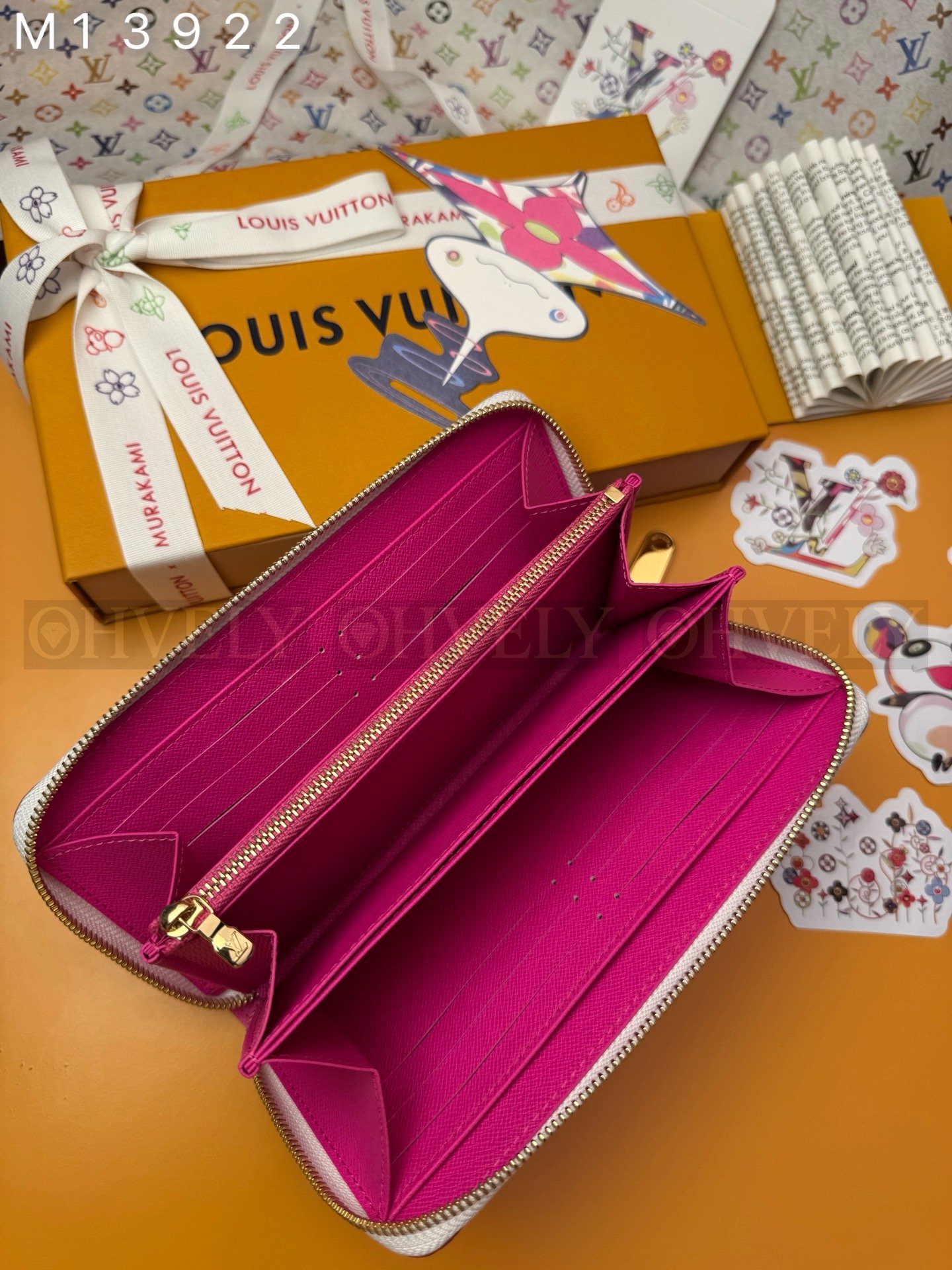 【 ZP 버전 】루이비통 Louis Vuitton x 무라카미 다카시 멀티컬러 지피 월릿 화이트 상품 썸네일