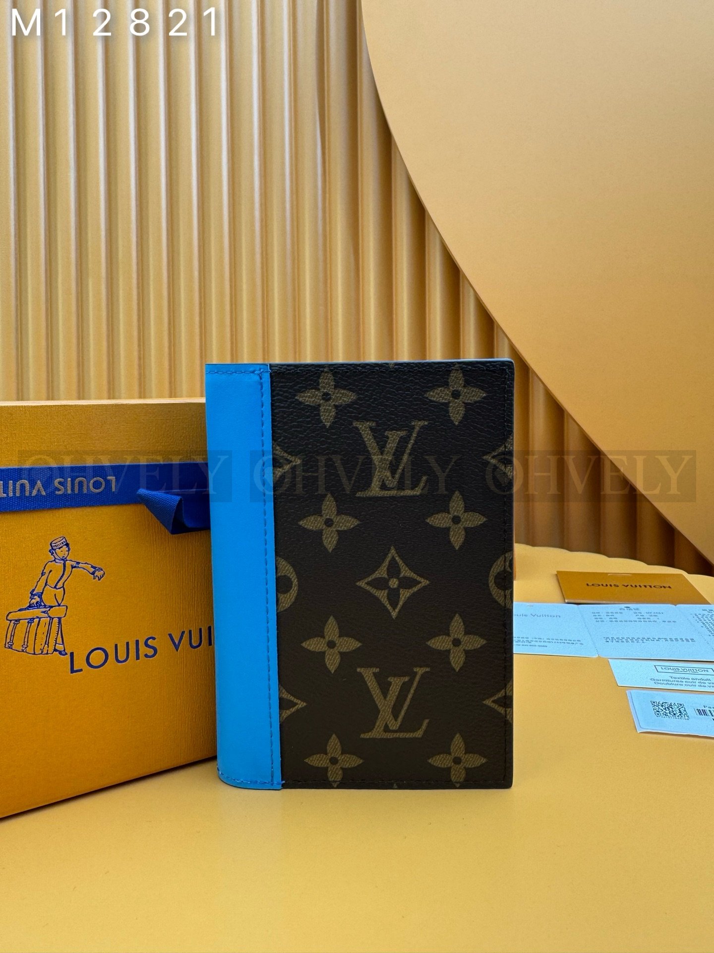 【 ZP 버전 】루이비통 Louis Vuitton 패스포트 커버 모노그램 블루
