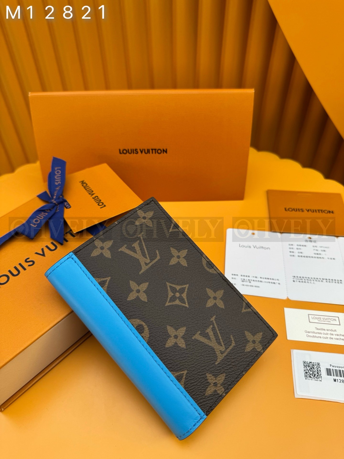 【 ZP 버전 】루이비통 Louis Vuitton 패스포트 커버 모노그램 블루 상품 썸네일