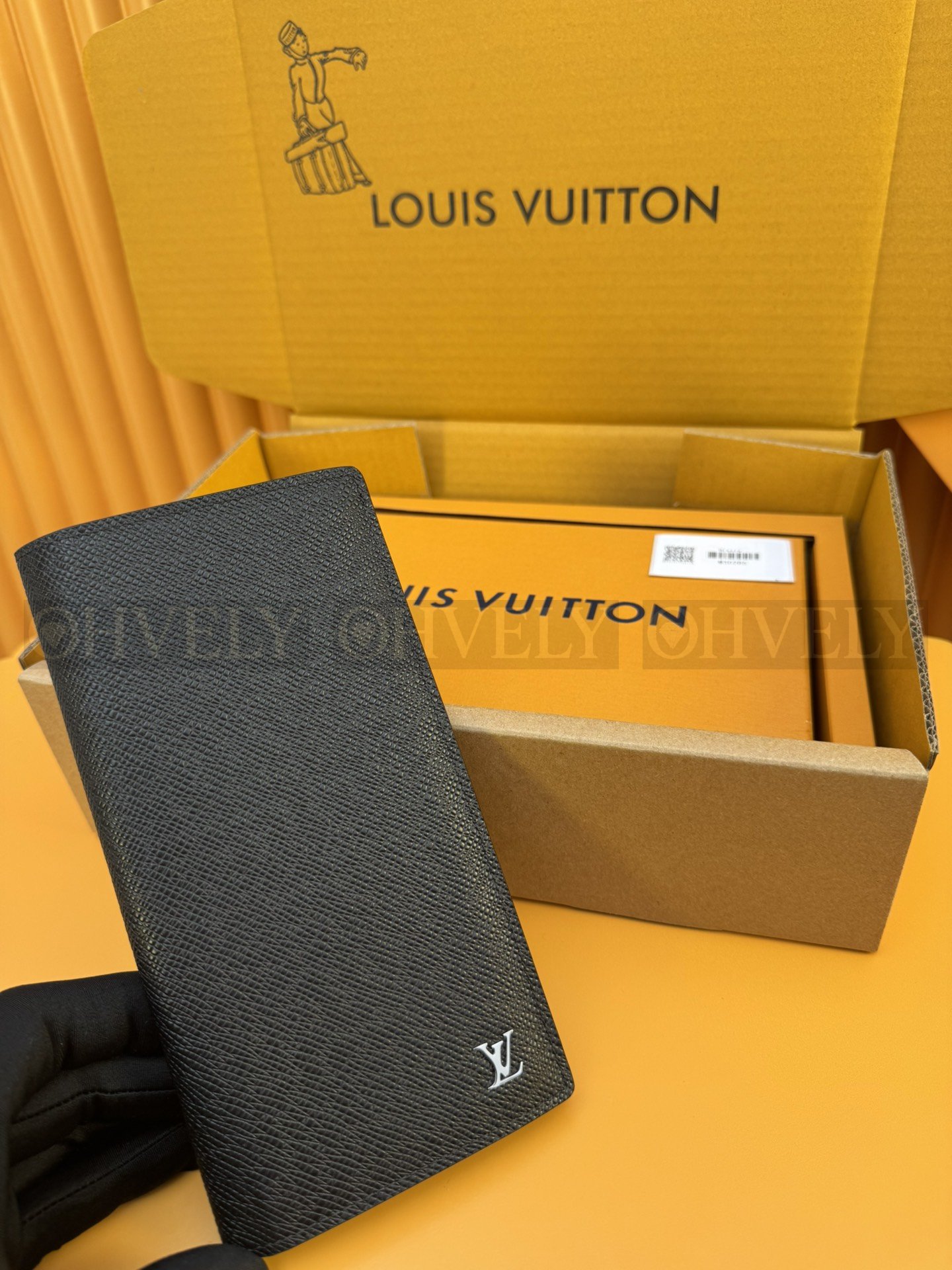 【 ZP 버전 】루이비통 Louis Vuitton 브라자 월릿 타이가 블랙 상품 썸네일