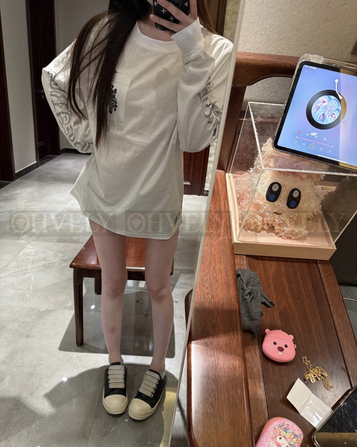 크롬하츠 SS25 포켓로고 롱슬리브(화이트) 상품 썸네일