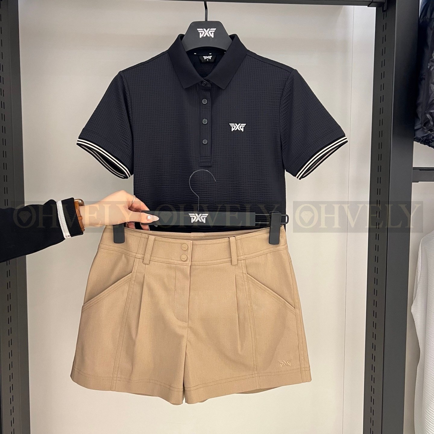 PXG 피엑스지 여성 소매 라인 배색 반소매 카라 티셔츠 (화이트 / 블랙) 상품 썸네일