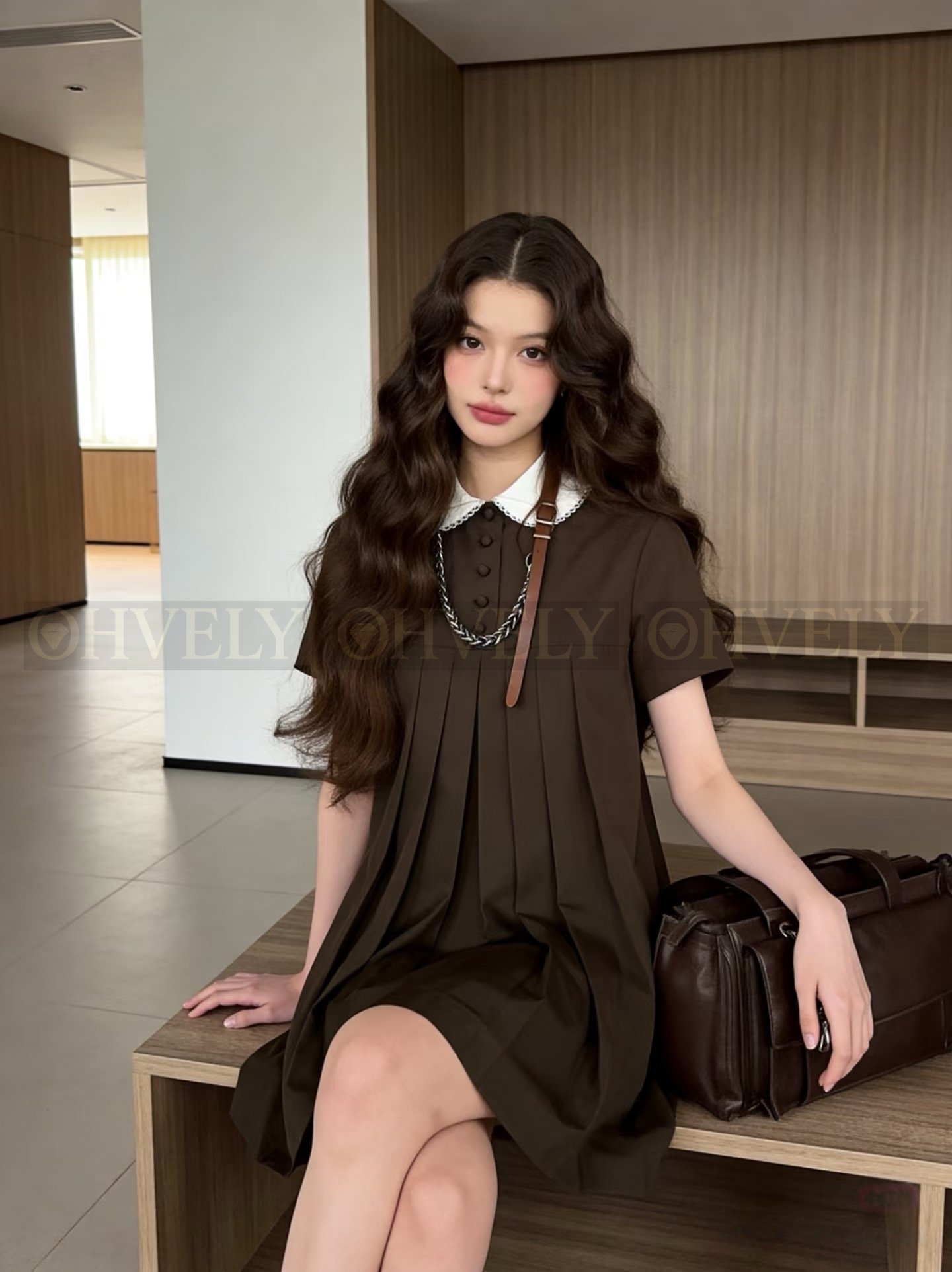 【 ZP버전 】미우미우 배색 피터팬 칼라 브라운 원피스 상품 썸네일
