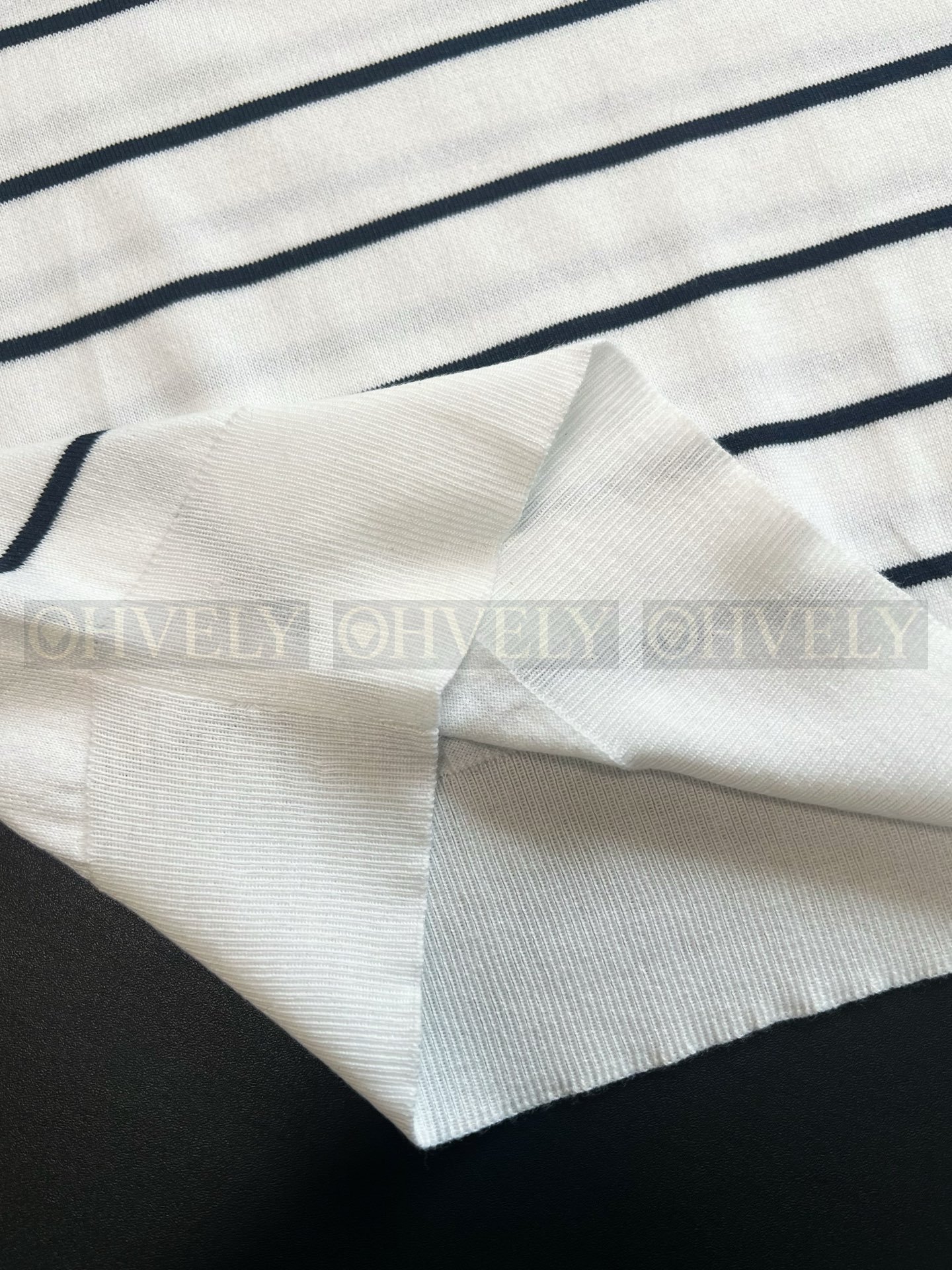 【 ZP버전 】P 자수 로고 스트라이프 반팔 니트 Polo셔츠 상품 썸네일