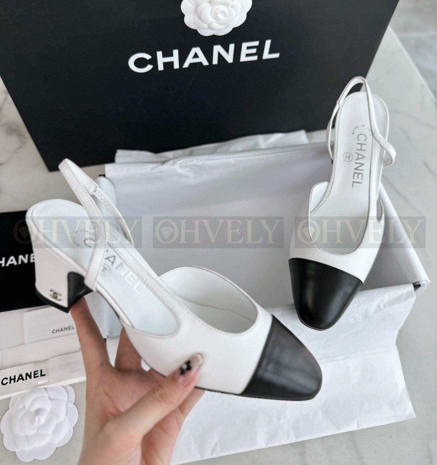 【 ZP버전 】CN 카프스킨 투톤 슬링백 펌프스 블랙