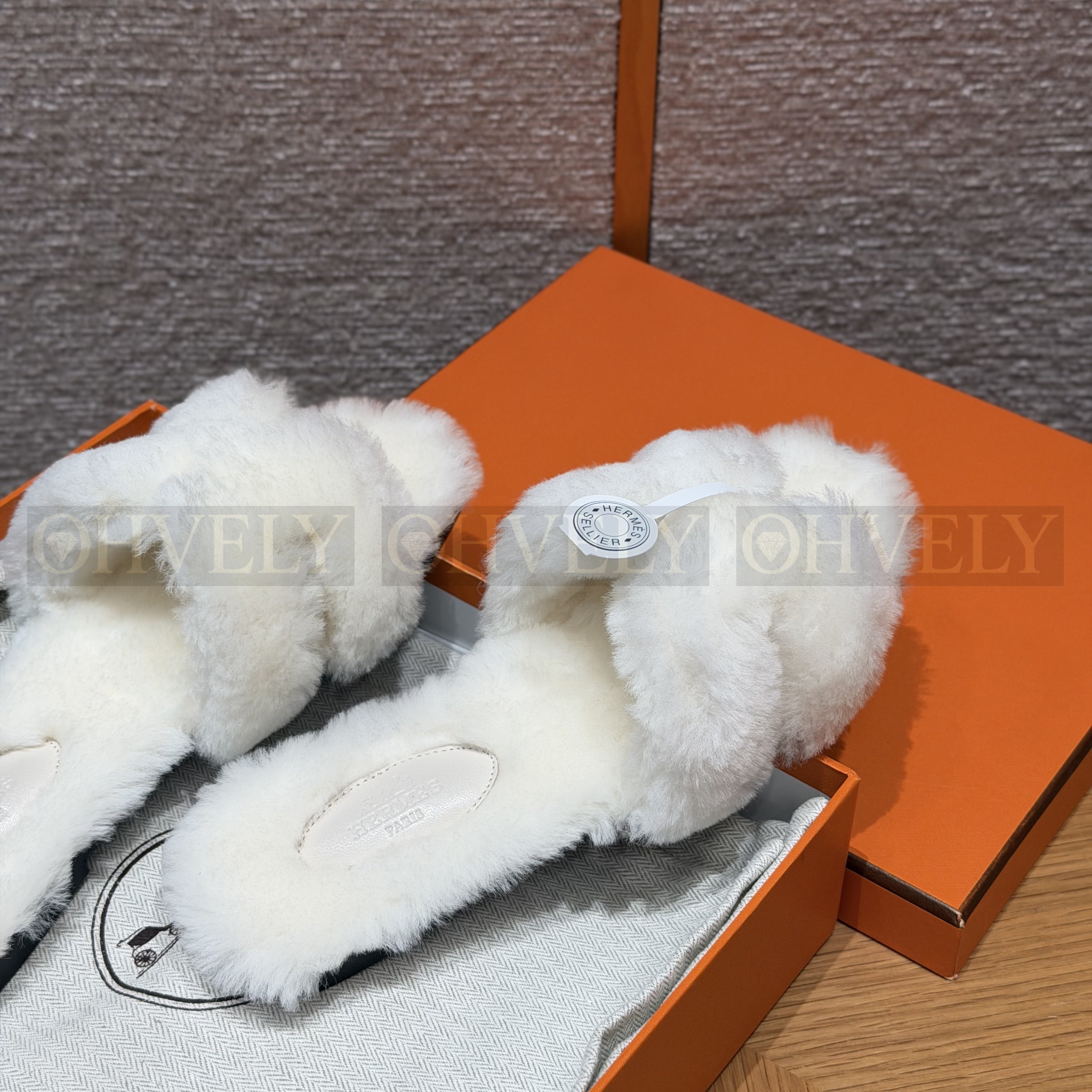 【 ZP버전 】H 오란 숄 시어링 무통 샌들 슬리퍼 블랑 상품 썸네일