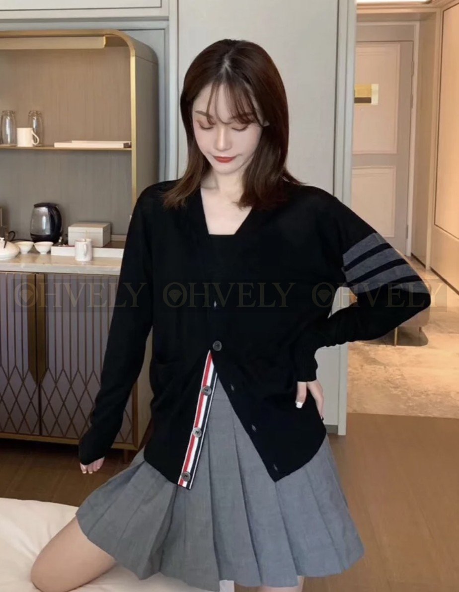 【 ZP버전 】TB 클래식 사선 사바 울 브이넥 가디건